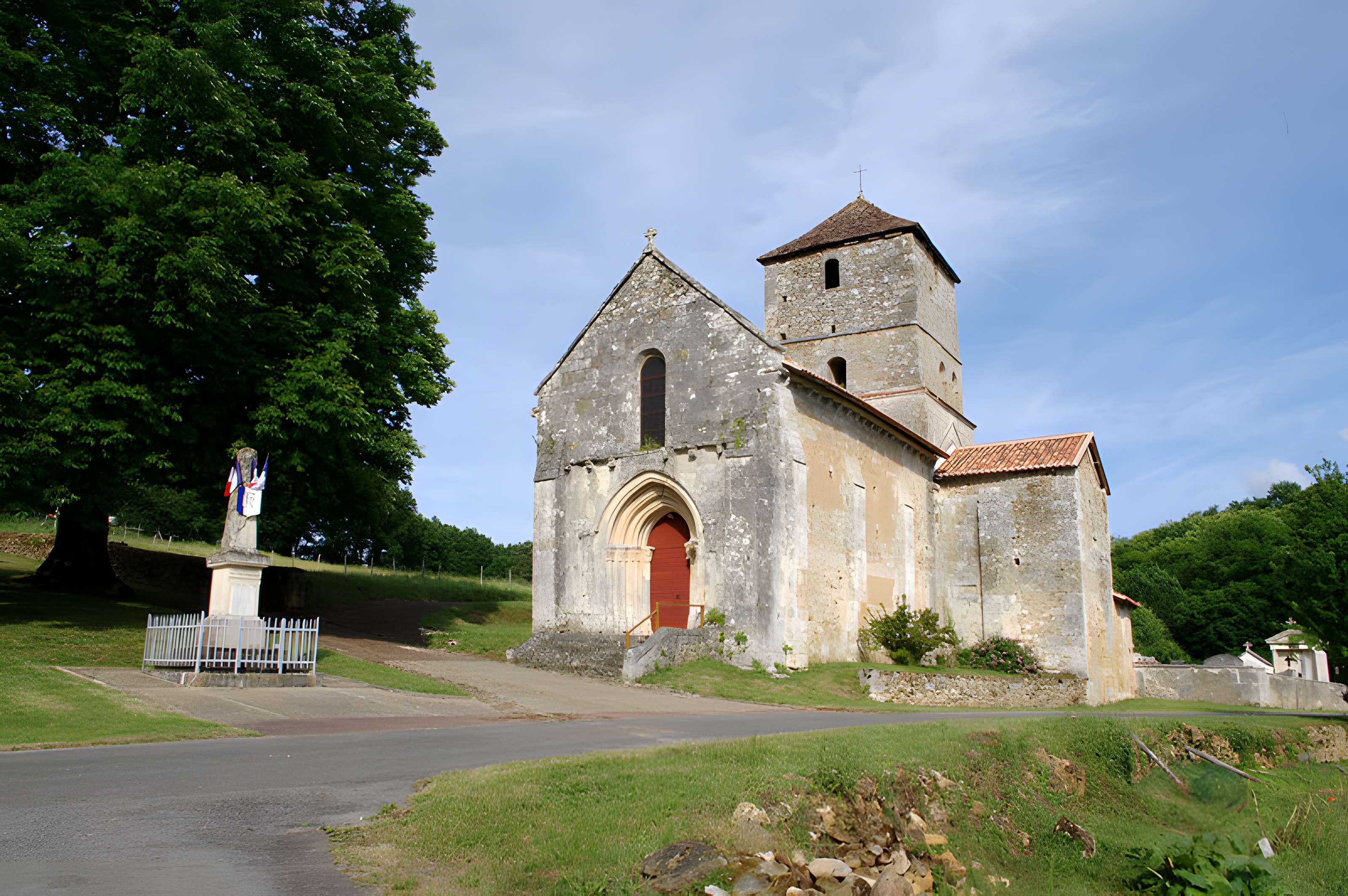 Église Saint-Front de Saint-Front-sur-Nizonne