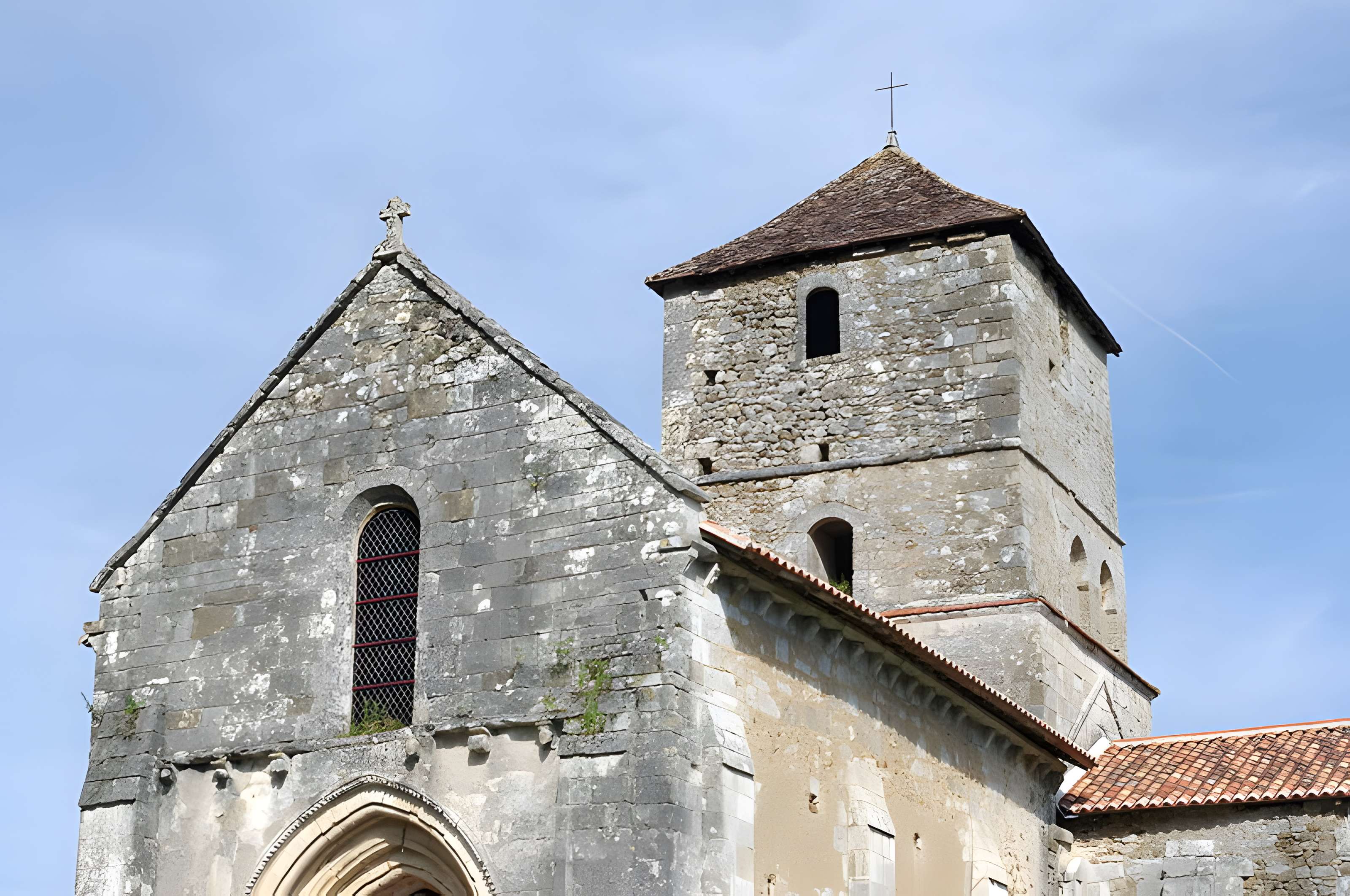Église Saint-Front de Saint-Front-sur-Nizonne