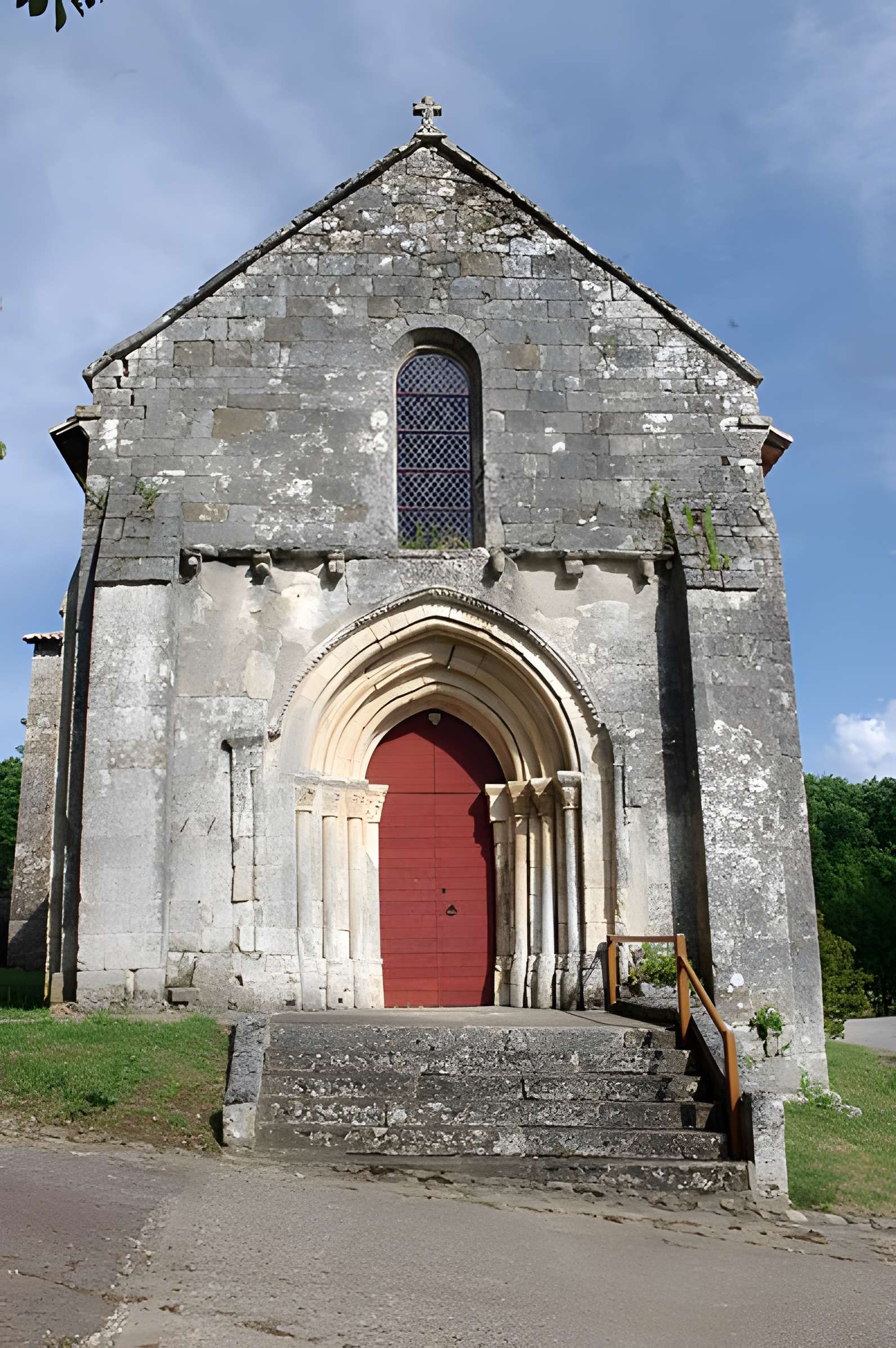Église Saint-Front de Saint-Front-sur-Nizonne