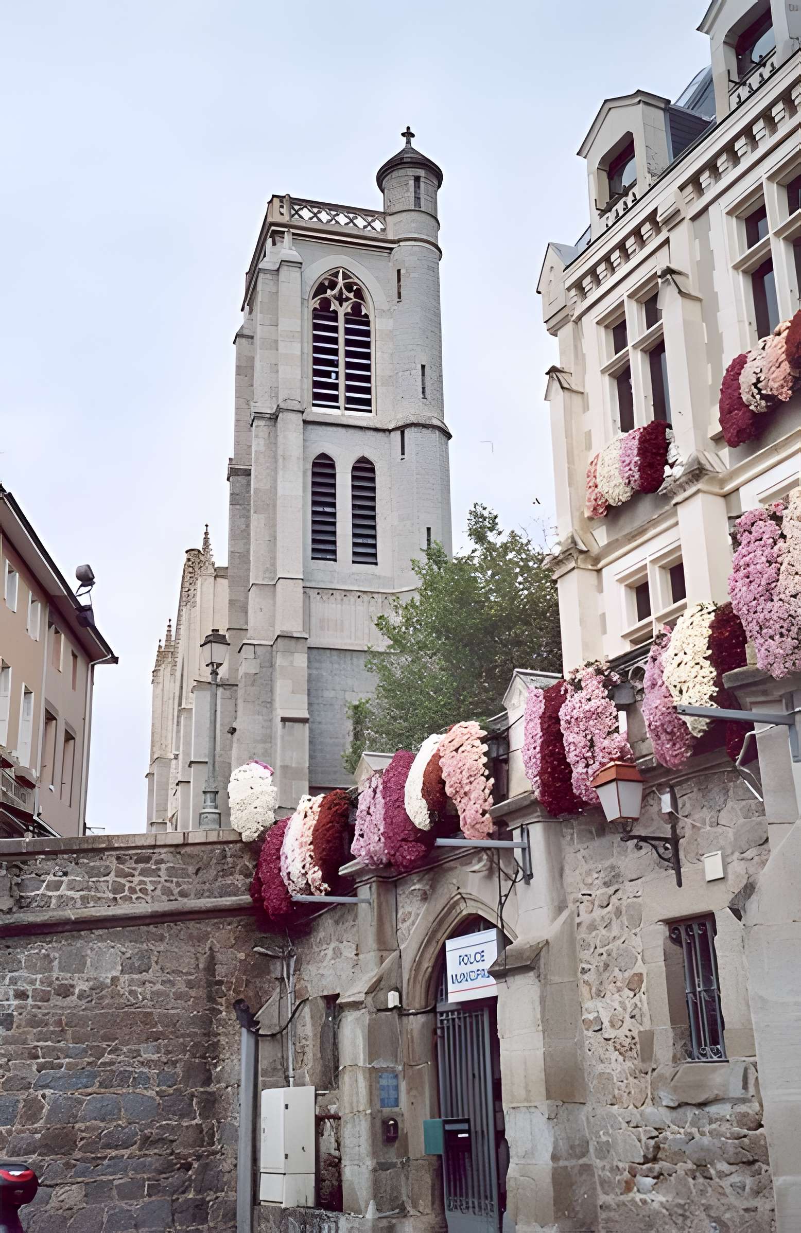 Église Saint-Galmier de Saint-Galmier