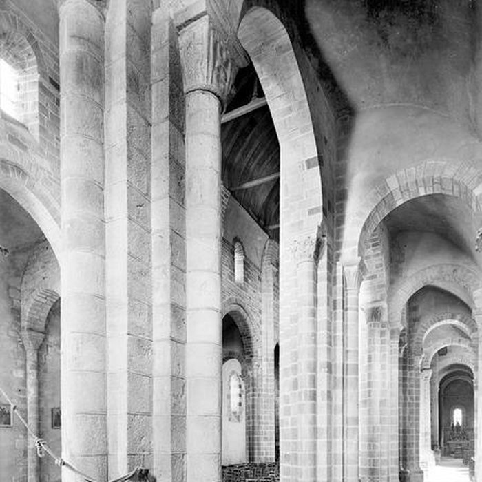 Photo de Église Saint-Genès de Châteaumeillant