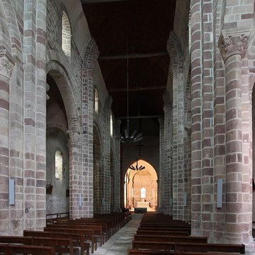 Église Saint-Genès de Châteaumeillant