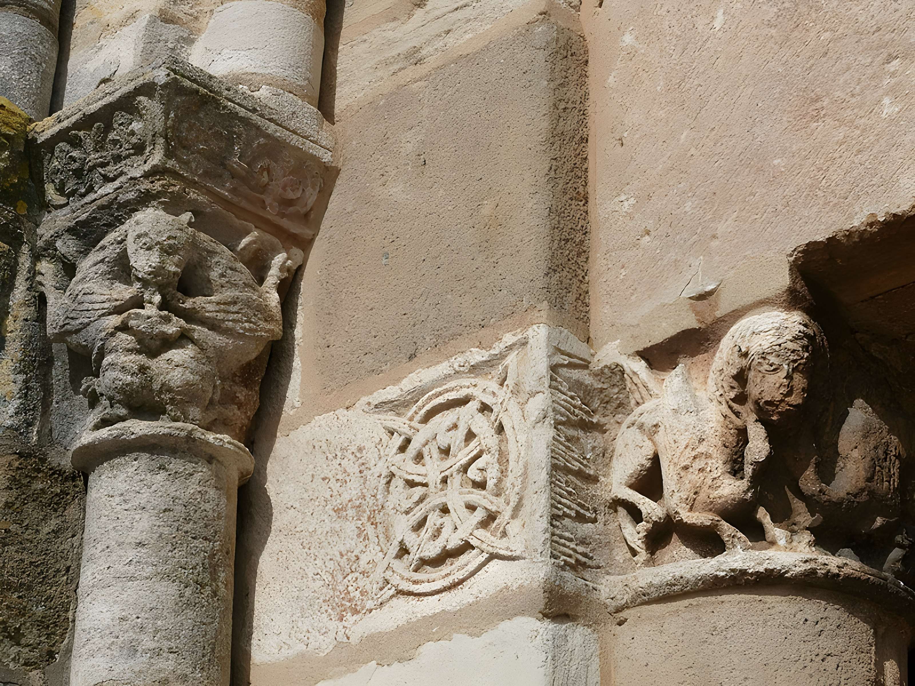 Église Saint-Genès de Châteaumeillant