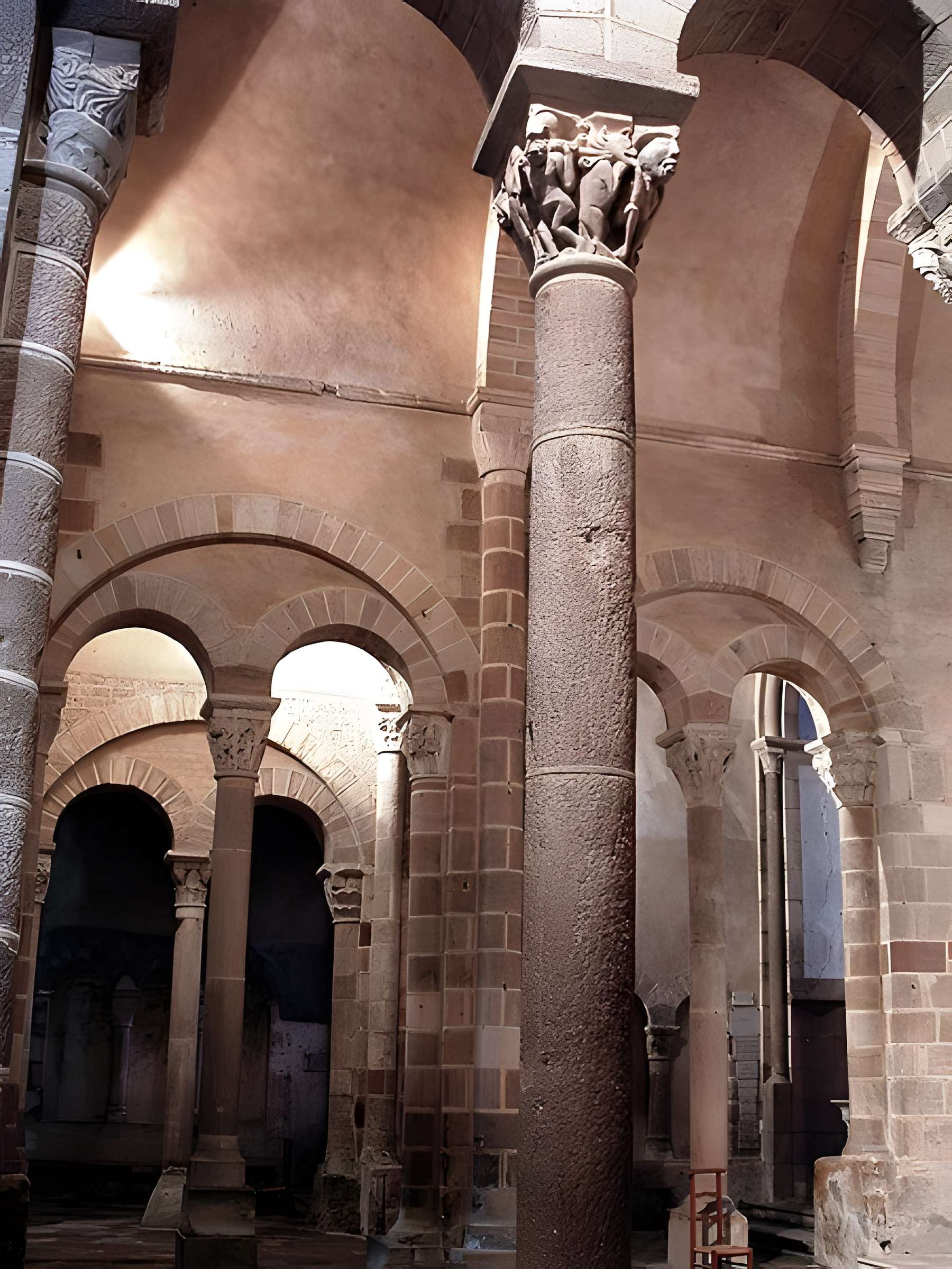 Église Saint-Genès de Châteaumeillant