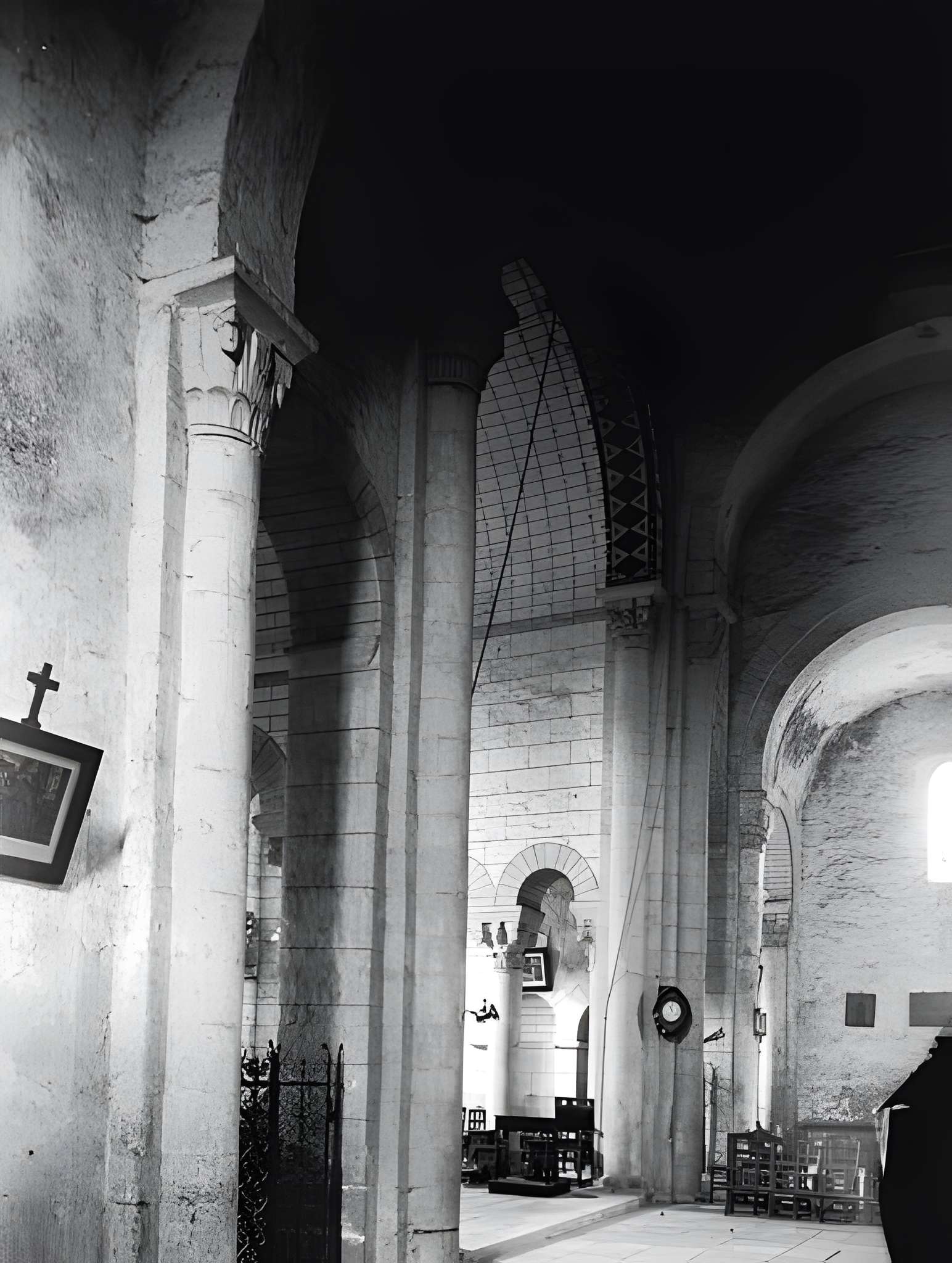 Église Saint-Genès de Châteaumeillant