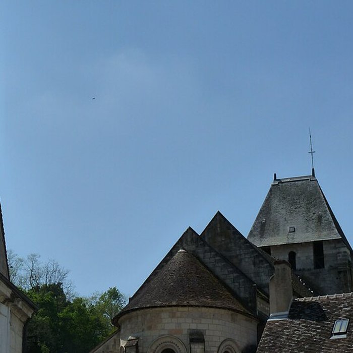 Photo de Église Saint-Genest de Lavardin