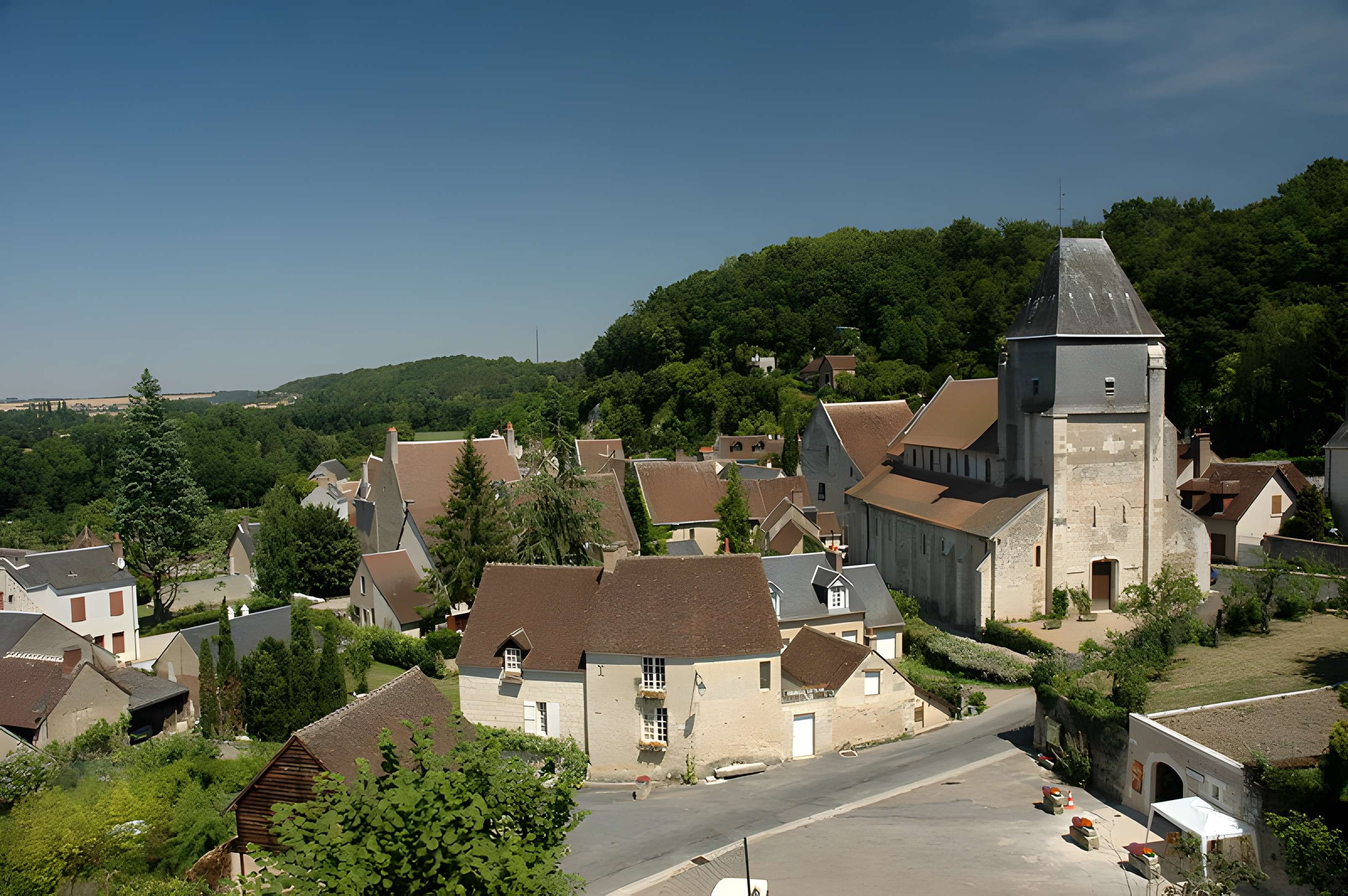 Église Saint-Genest de Lavardin