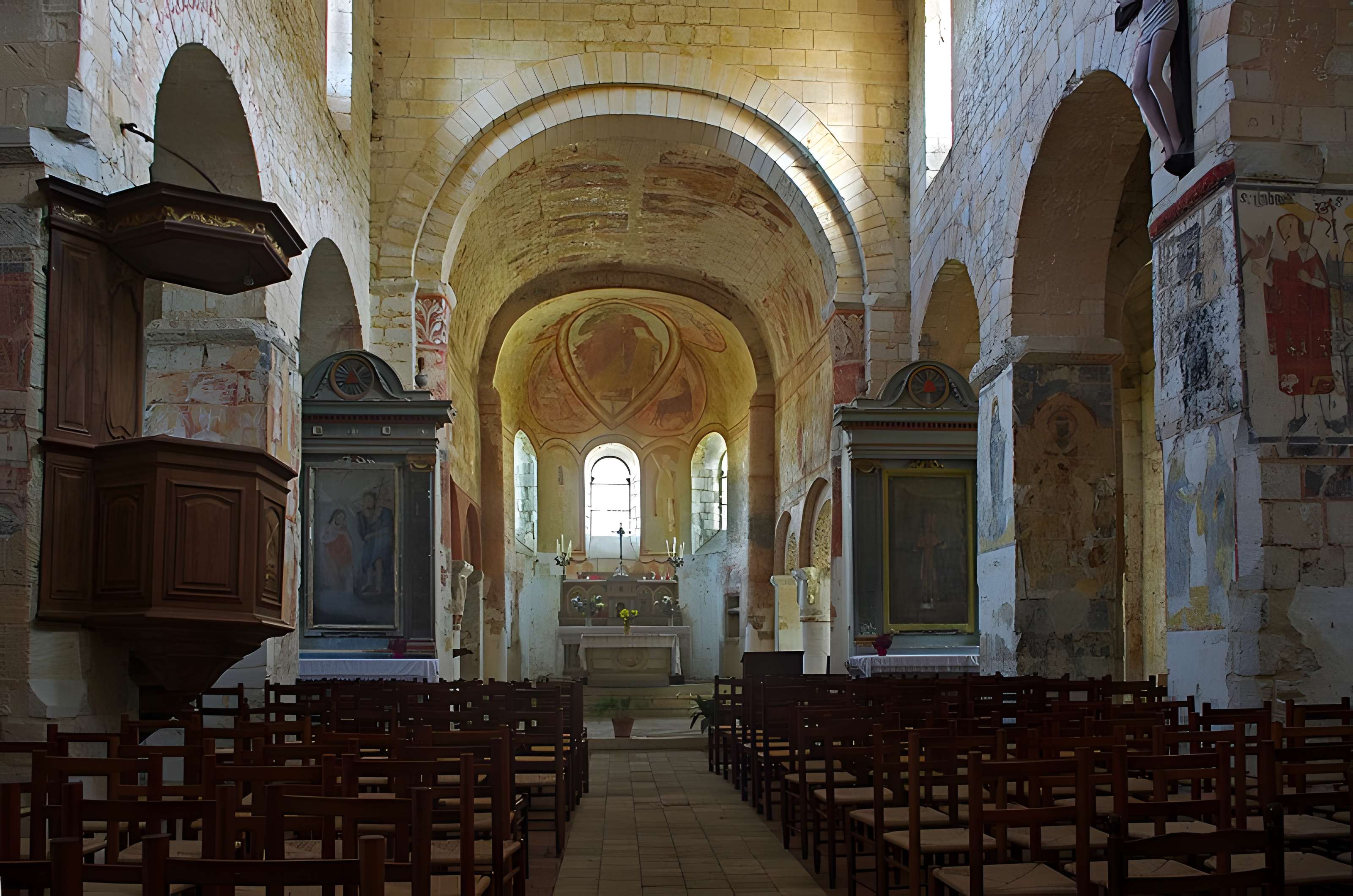 Église Saint-Genest de Lavardin