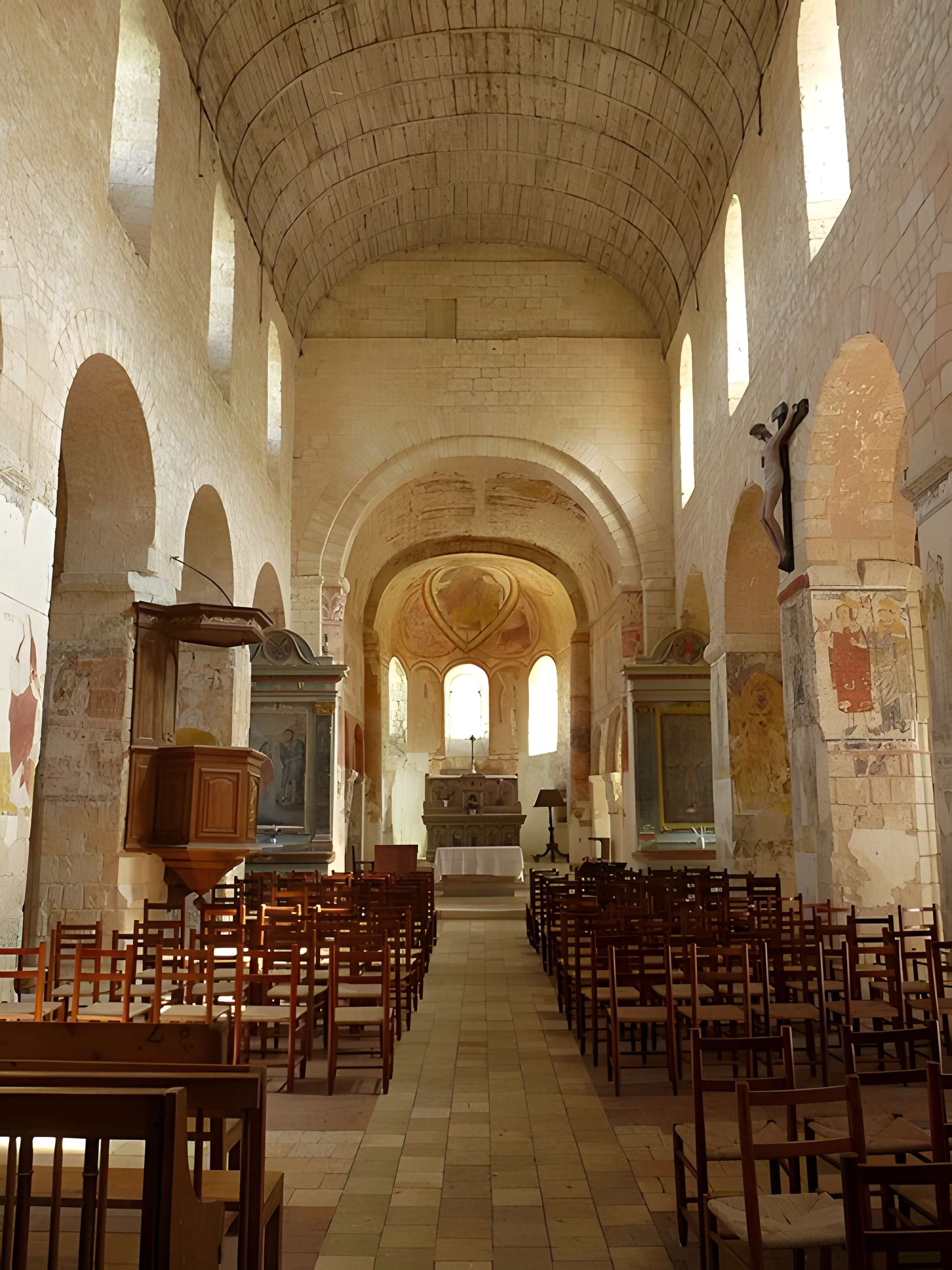 Église Saint-Genest de Lavardin