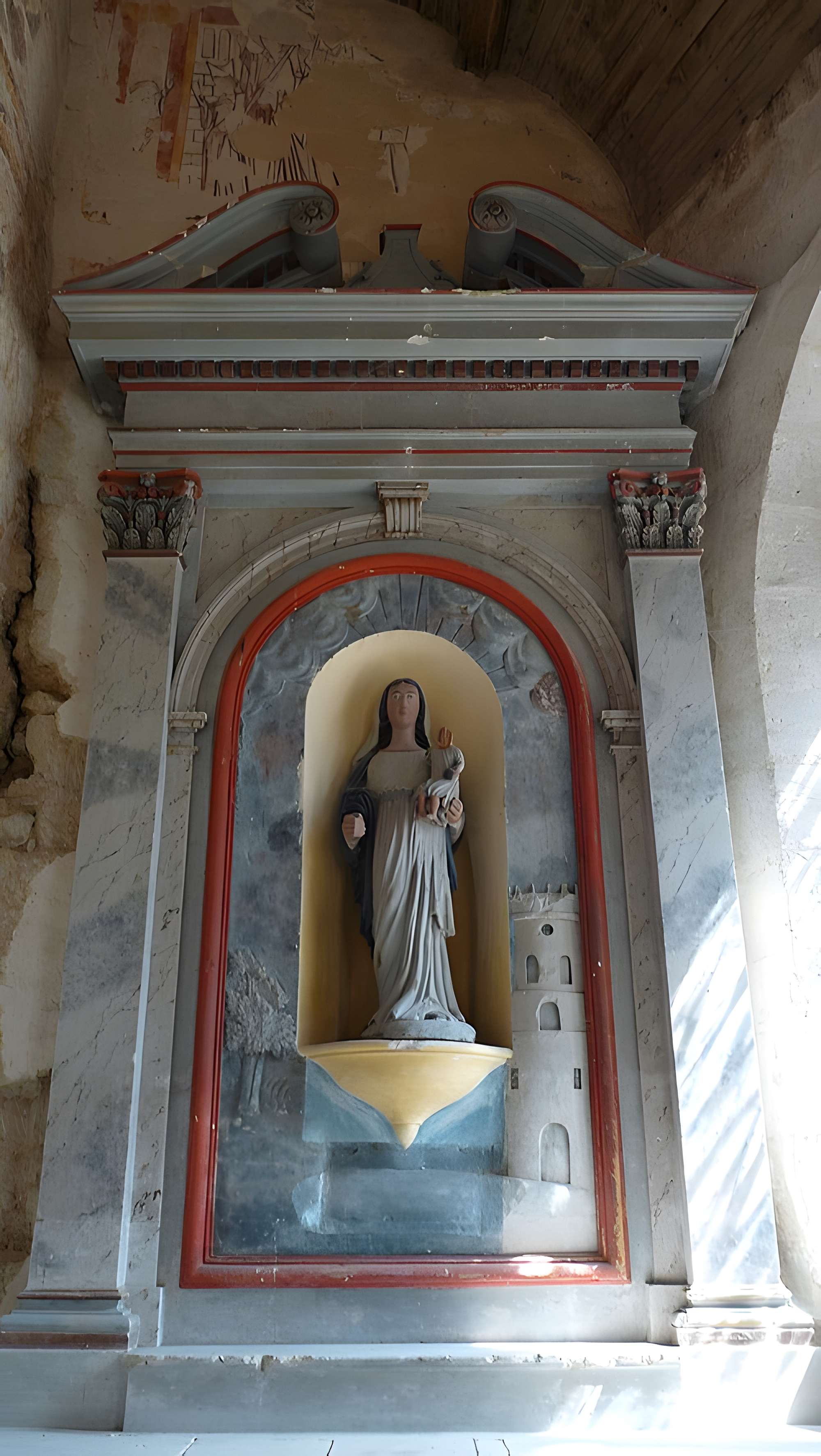 Église Saint-Genest de Lavardin