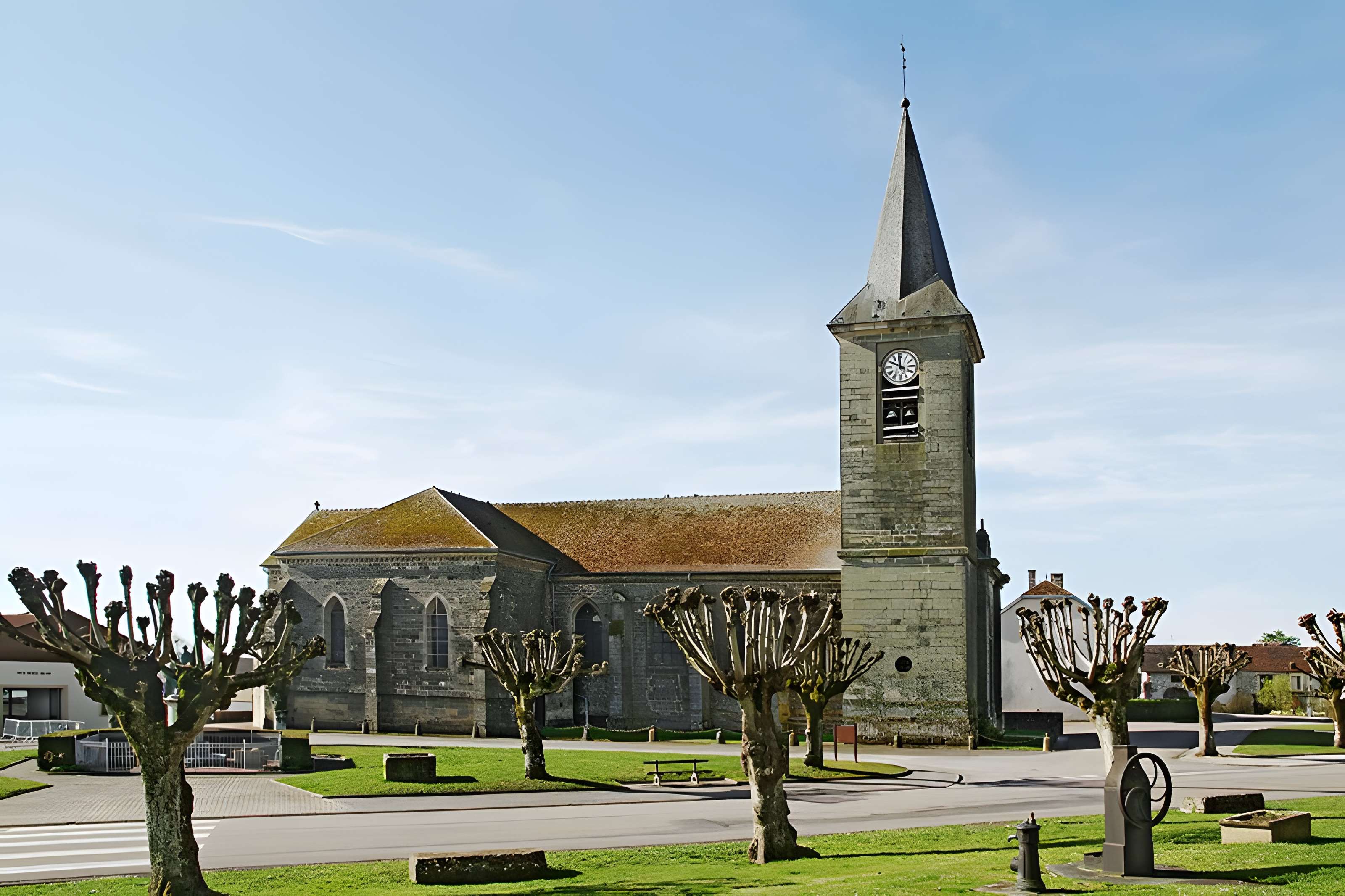 Église Saint-Gengoulf de Varennes-sur-Amance