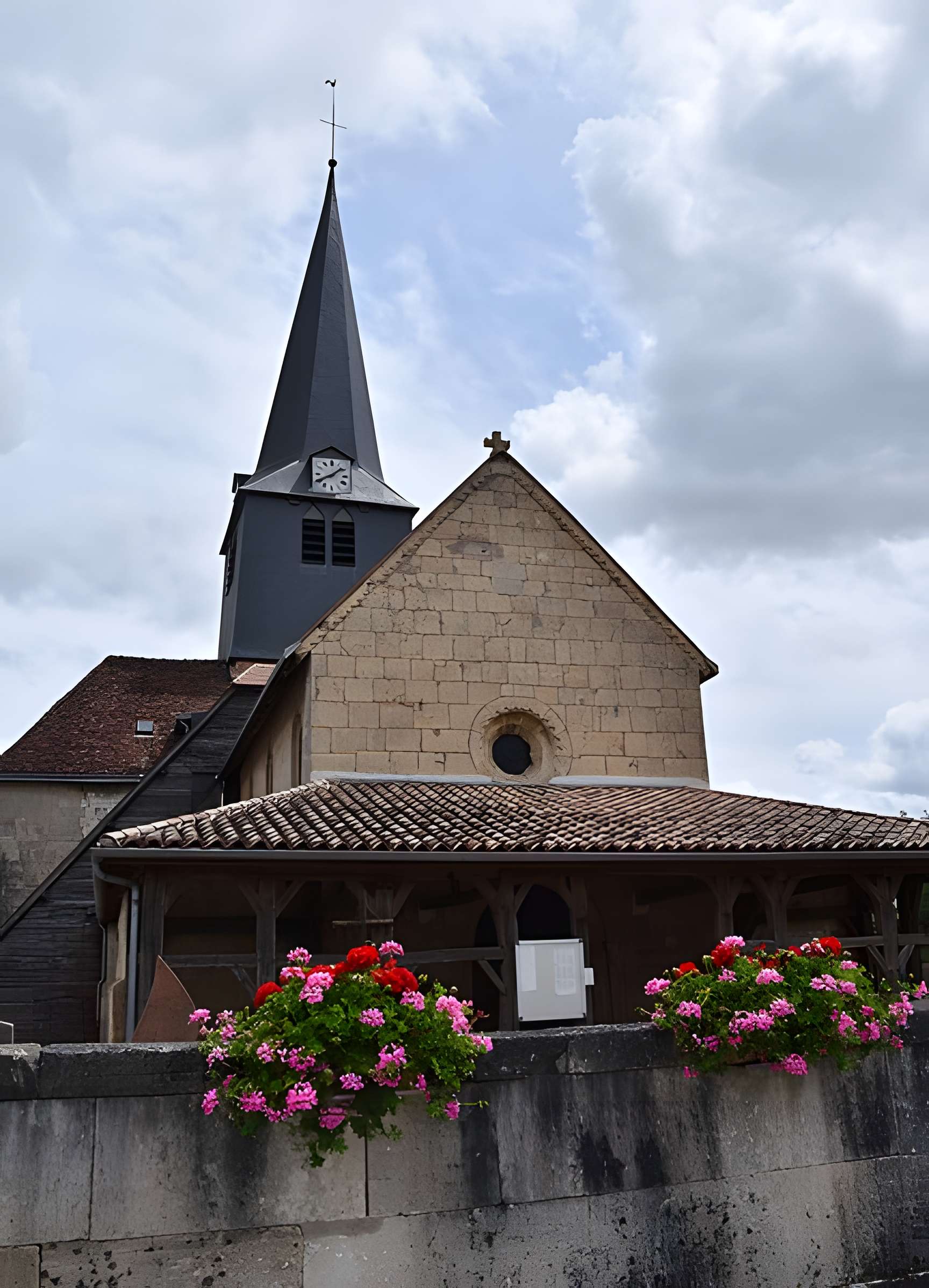 Église Saint-Georges de Larzicourt