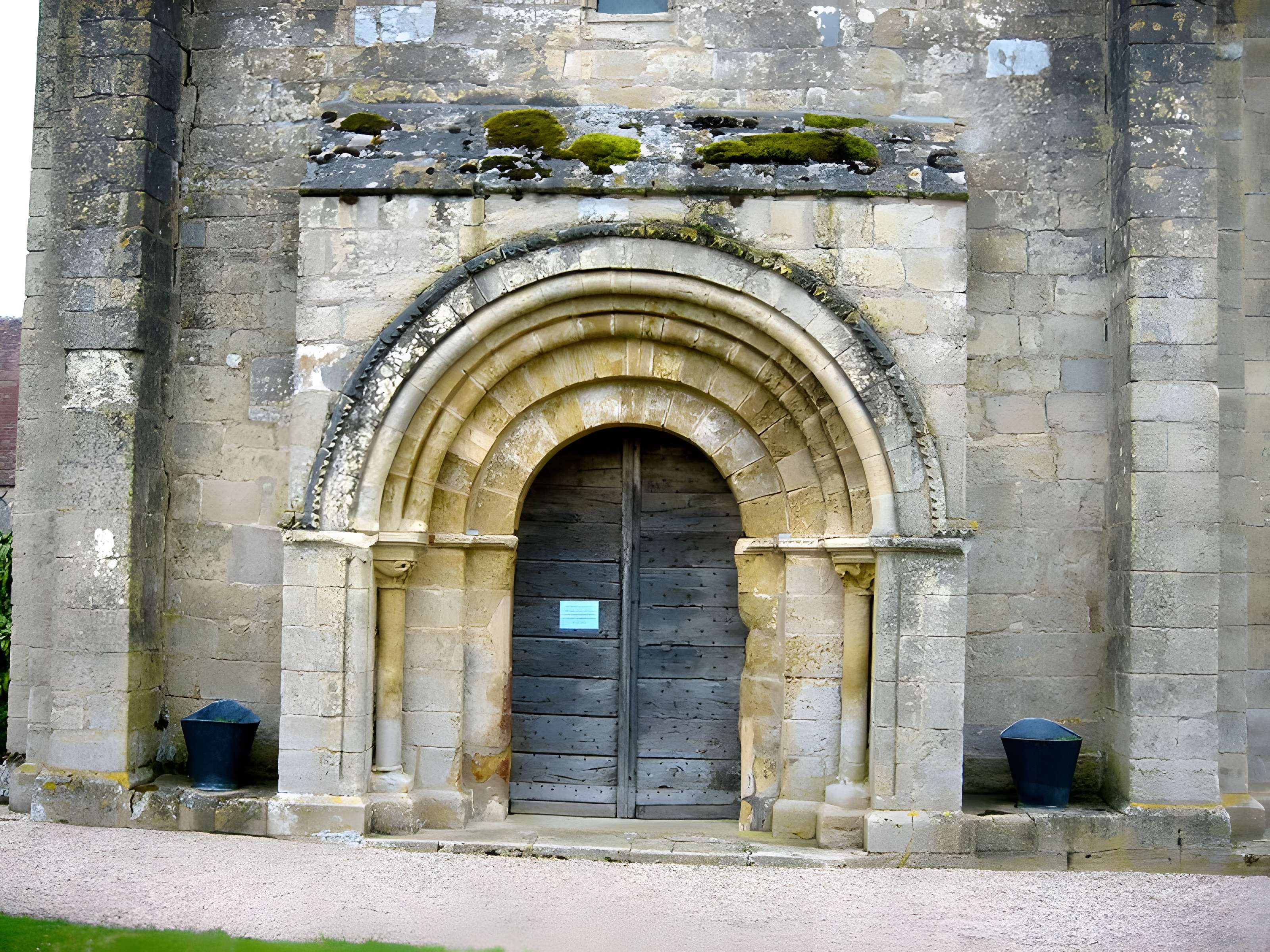 Église Saint-Georges de Saint-Jeanvrin