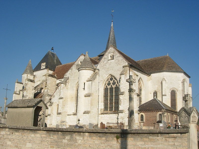 Photo de Église Saint-Georges de Trouans et croix