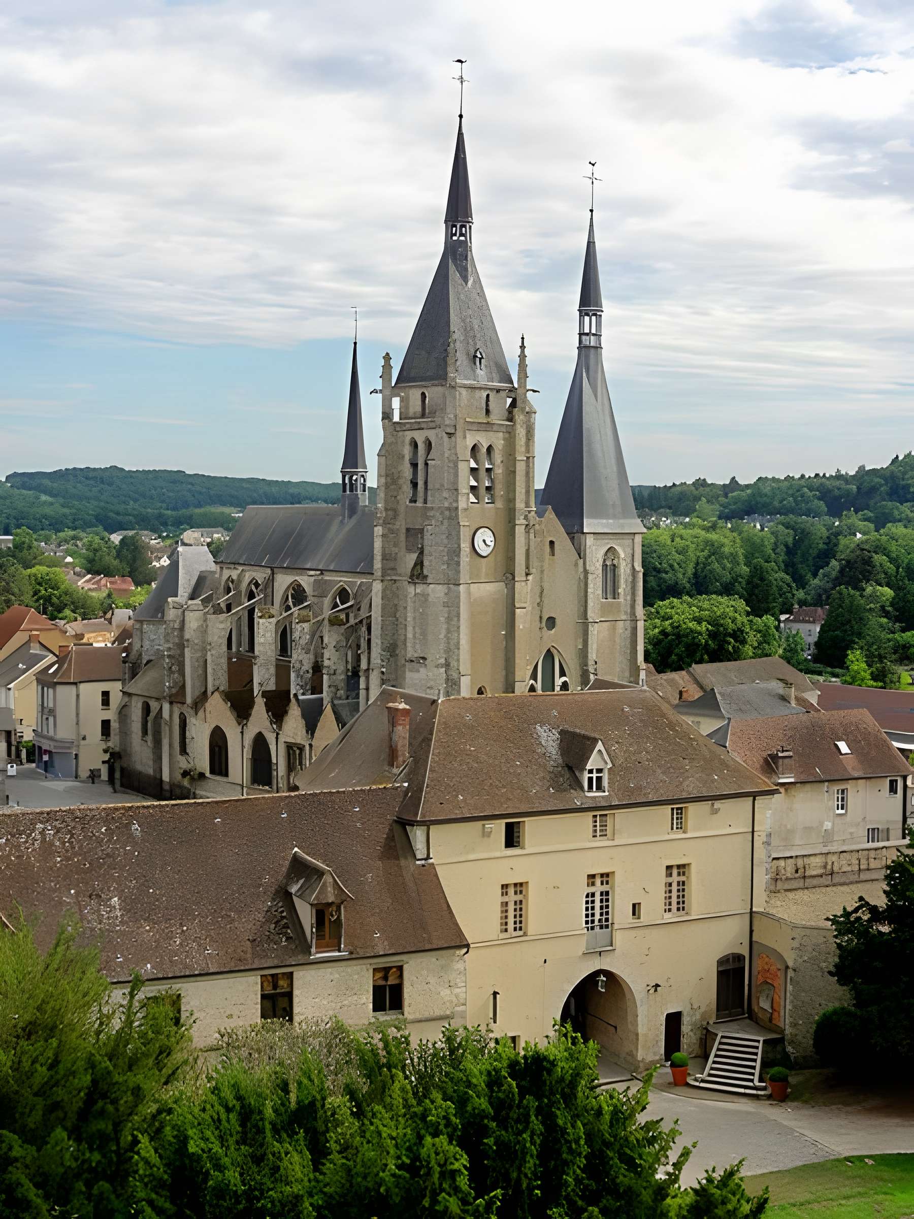 Église Saint-Germain-d'Auxerre de Dourdan