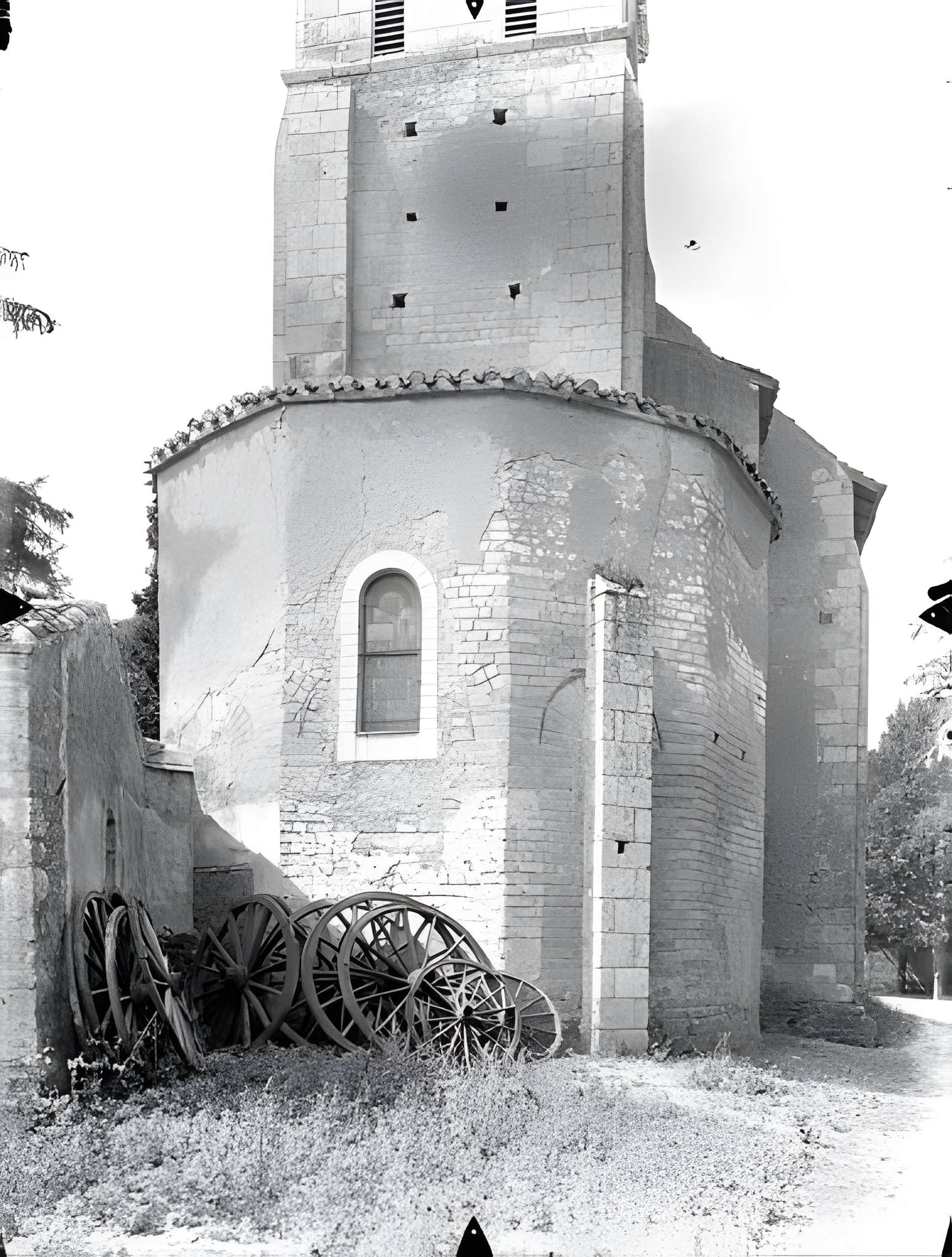 Église Saint-Gervais-et-Saint-Protais de Civaux