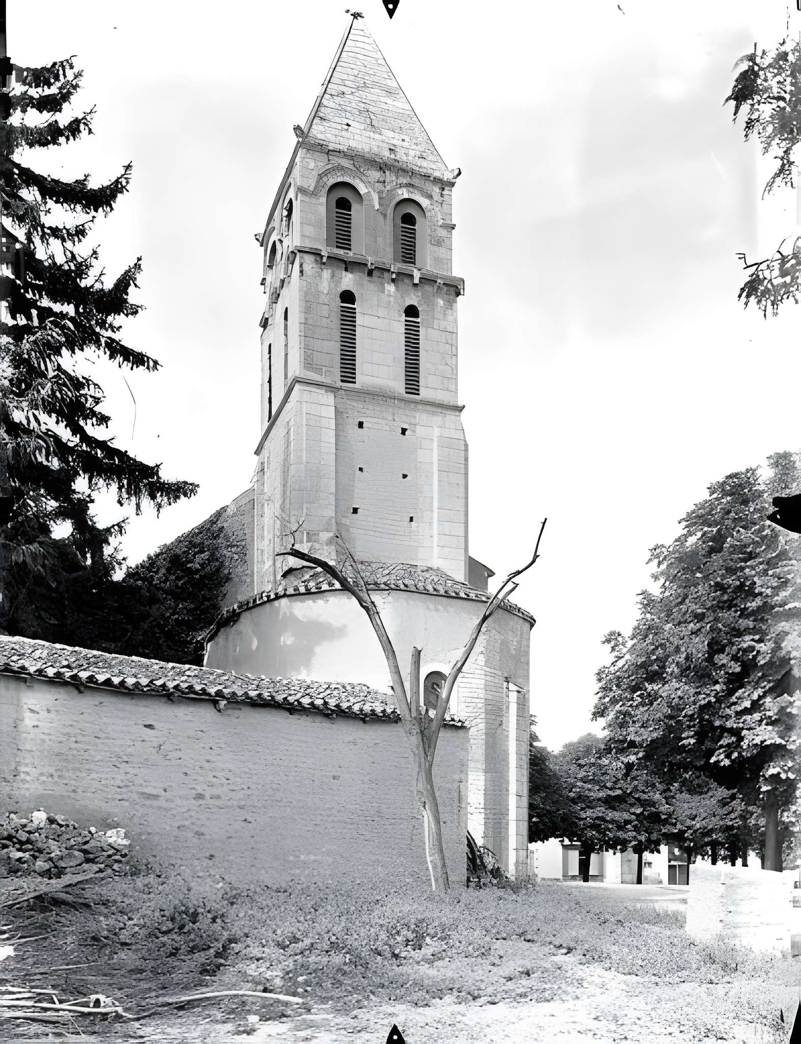 Église Saint-Gervais-et-Saint-Protais de Civaux