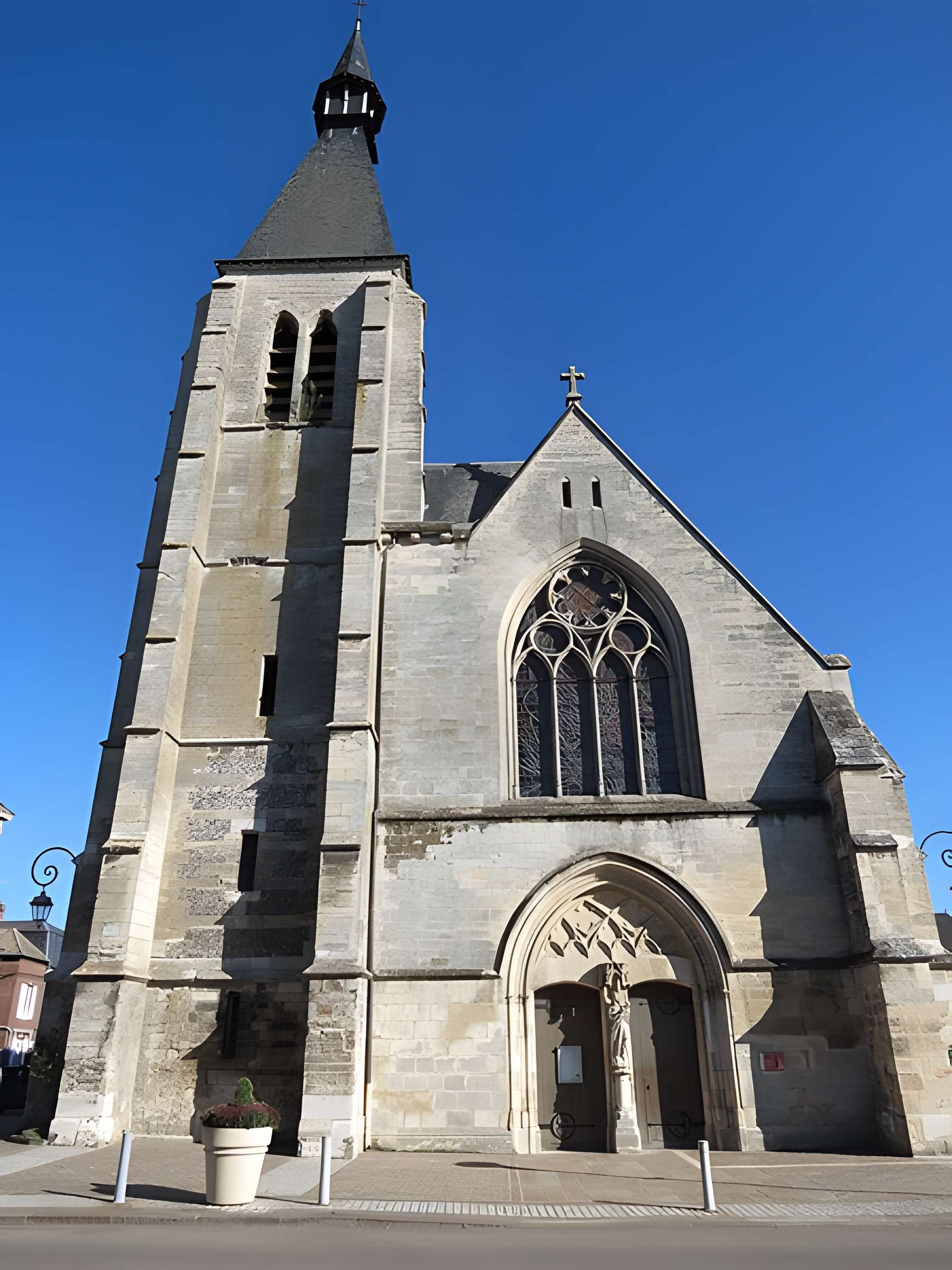 Église Saint-Gervais-Saint-Protais d'Étrépagny