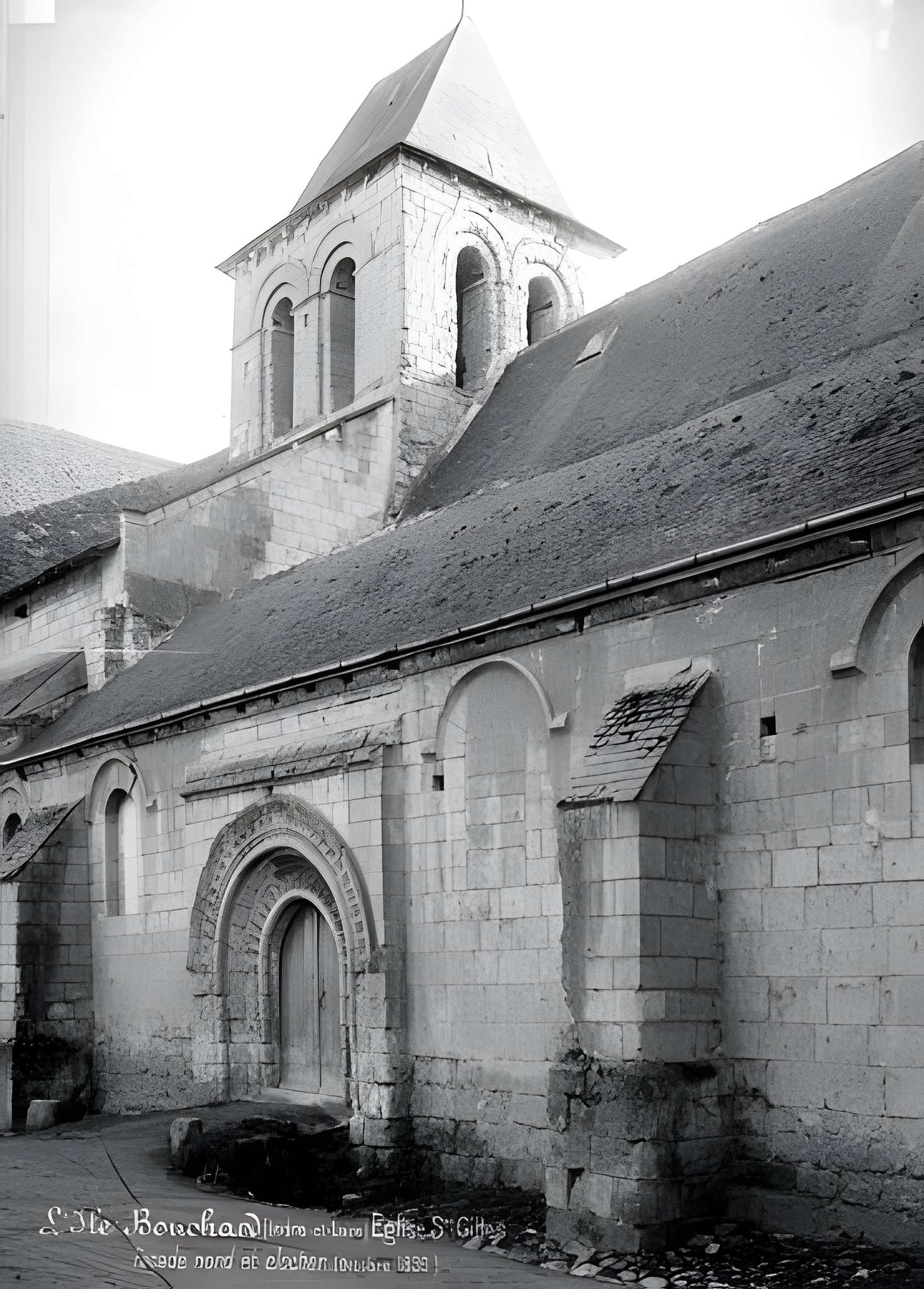 Église Saint-Gilles de L'Île-Bouchard