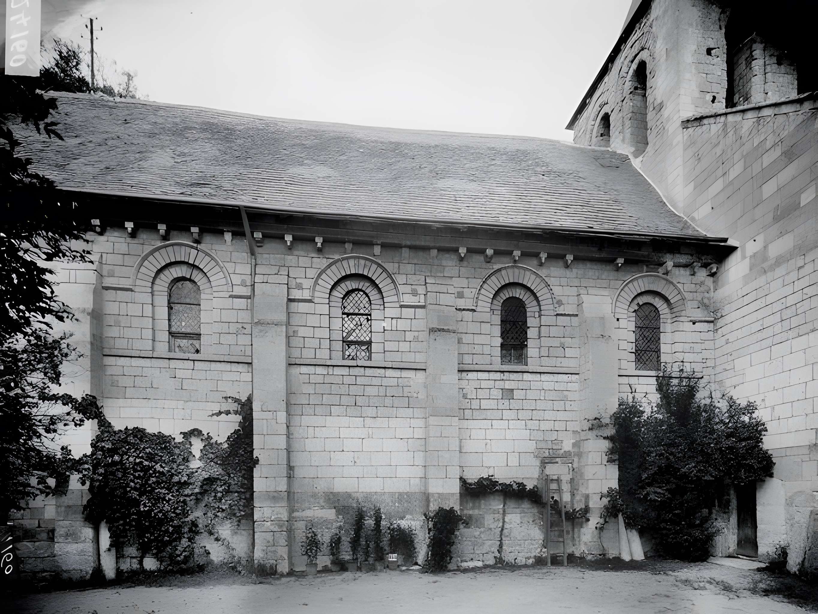Église Saint-Gilles de L'Île-Bouchard
