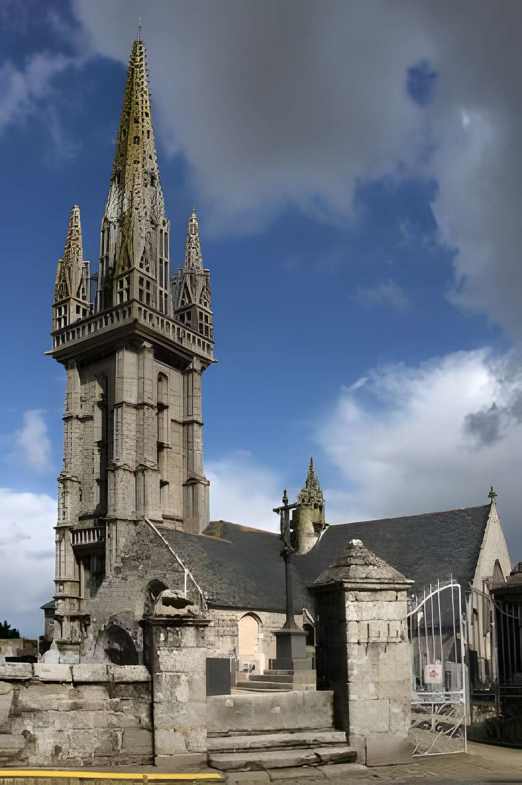 Église Saint-Goulven de Goulven 