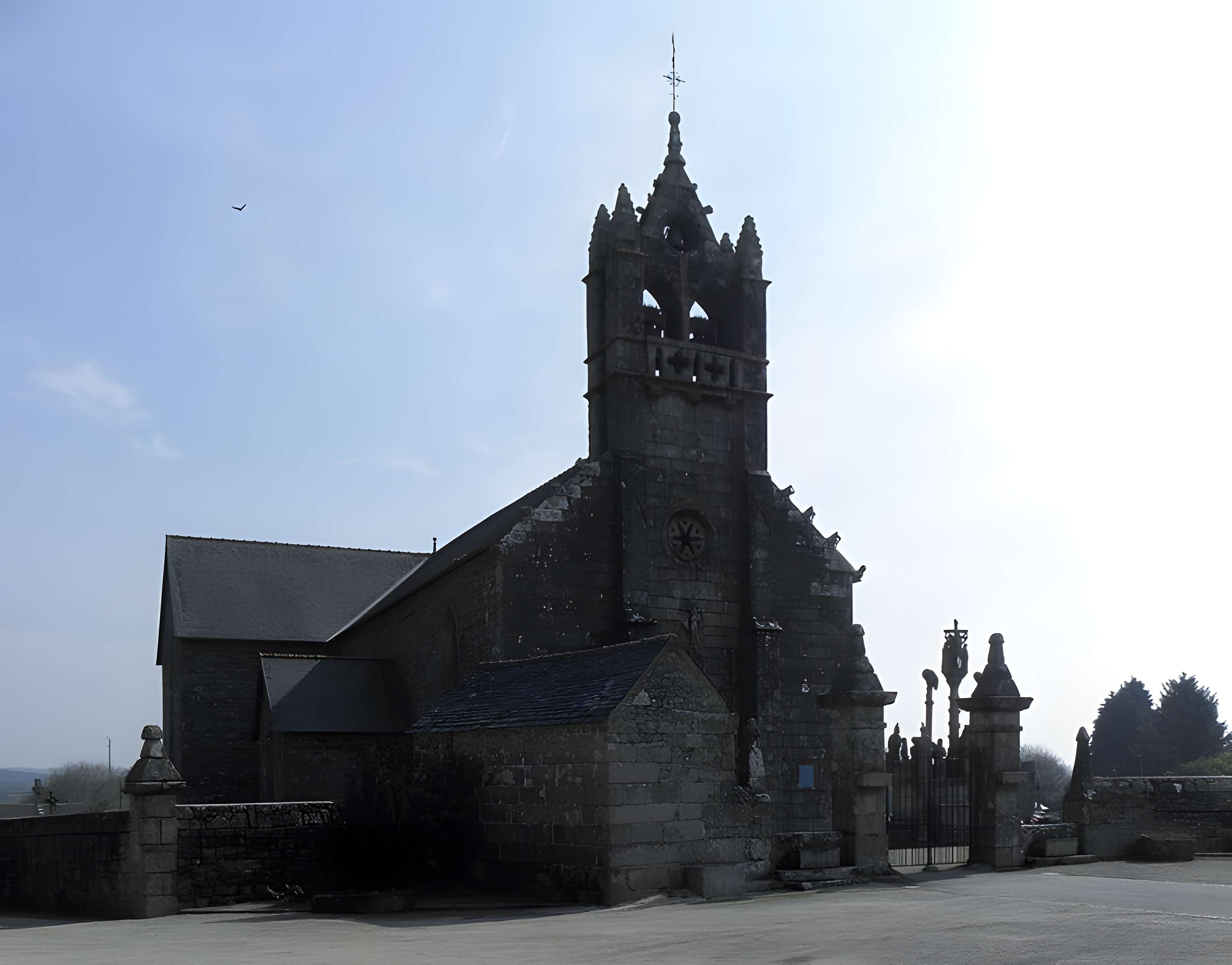 Église Saint-Grégoire de Lanrivain
