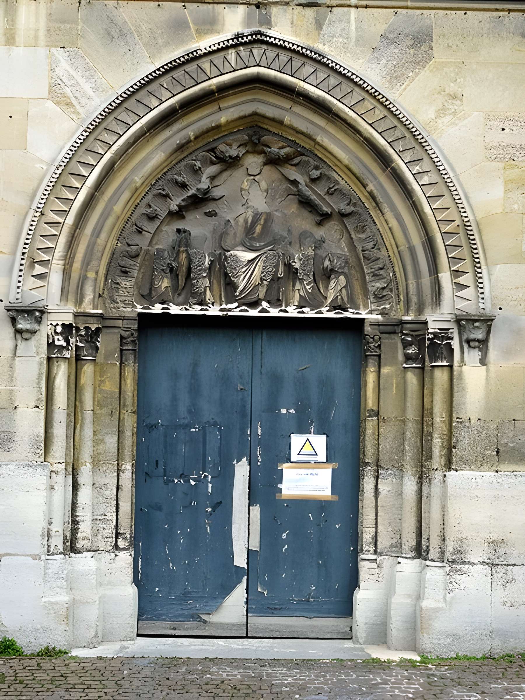 Église Saint-Hermeland de Bagneux