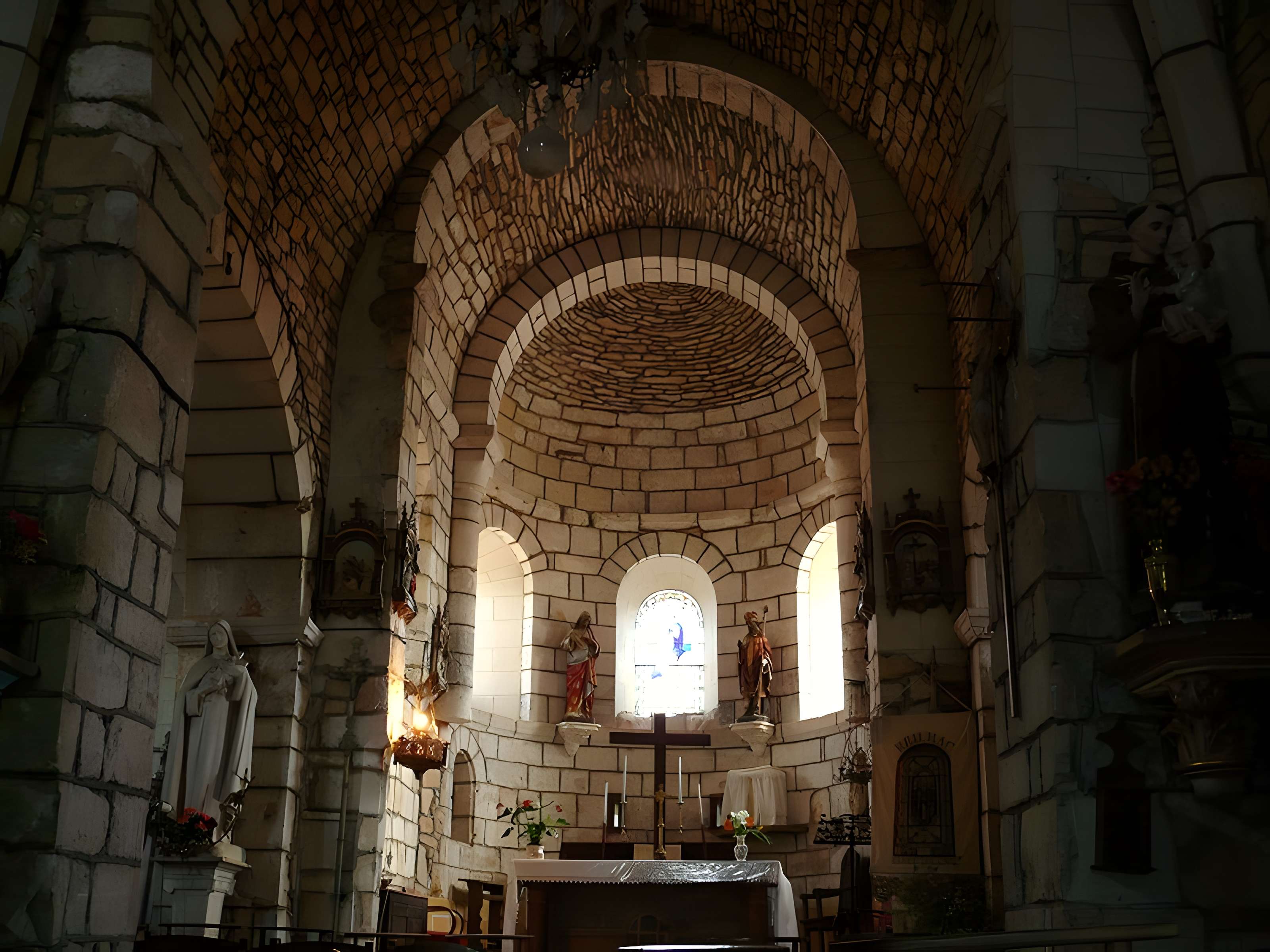 Église Saint-Hilaire de Reilhac 
