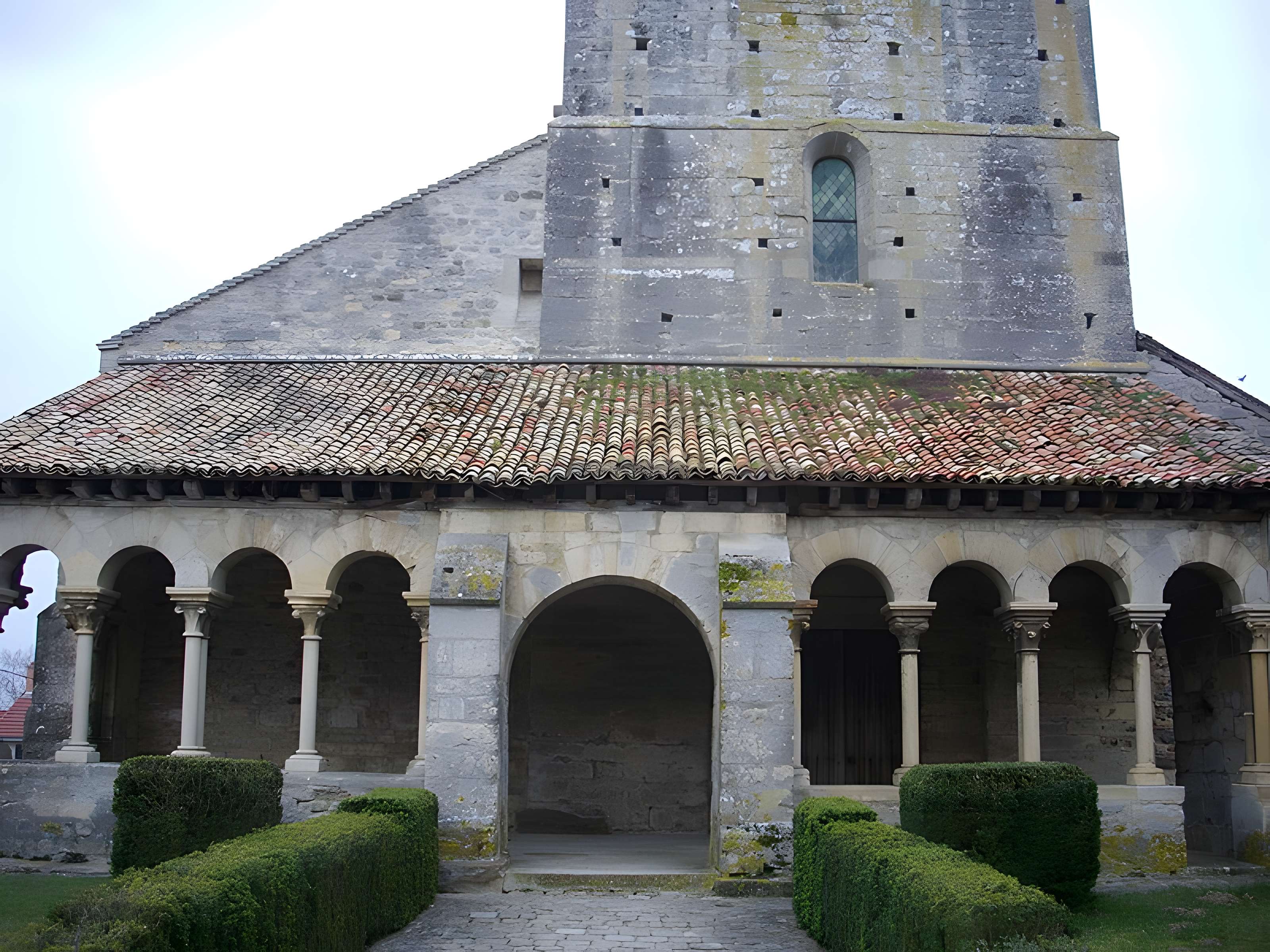 Église Saint-Hilaire de Saint-Thierry