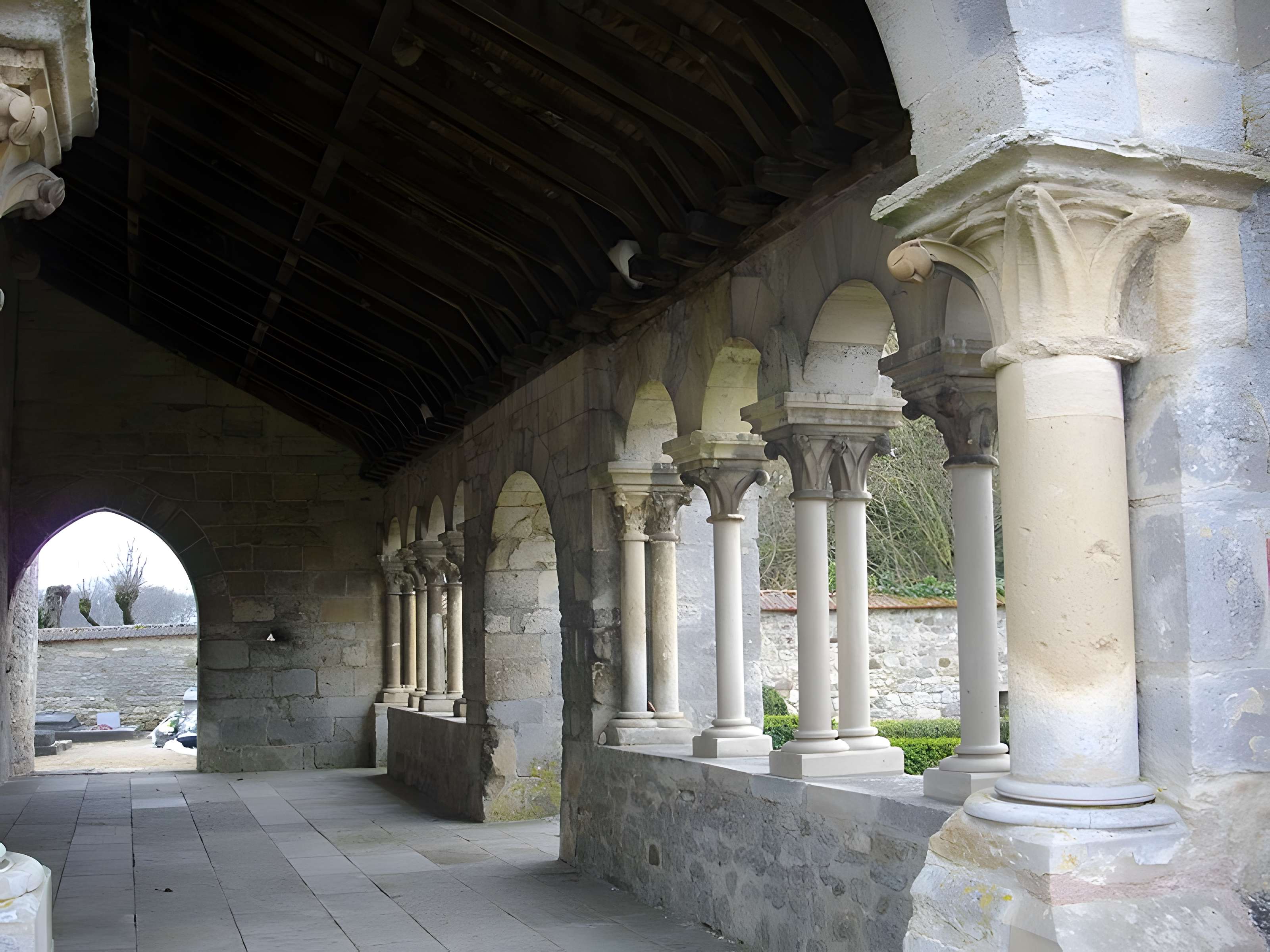 Église Saint-Hilaire de Saint-Thierry