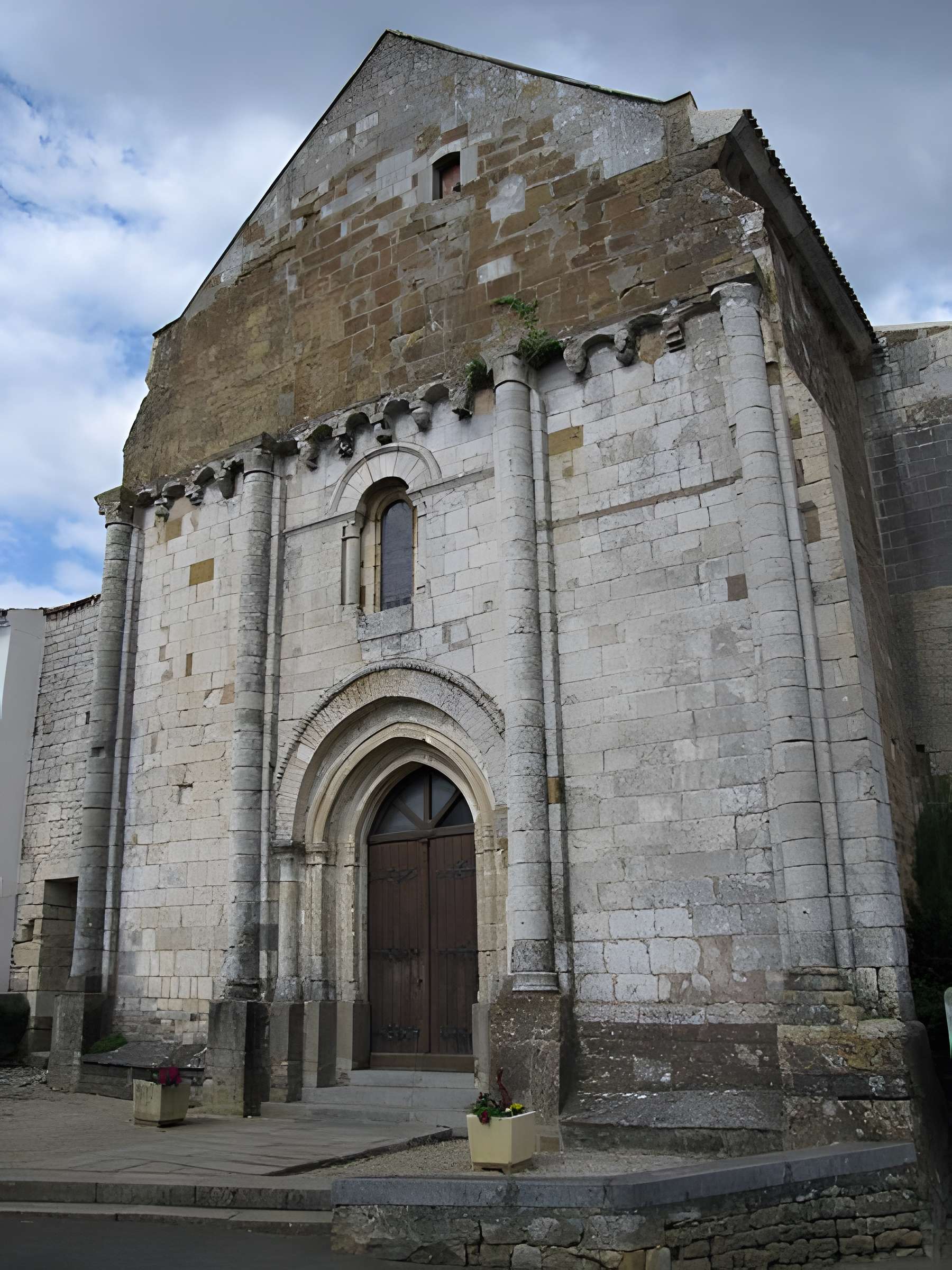 Église Saint-Hilaire de Sérigné 