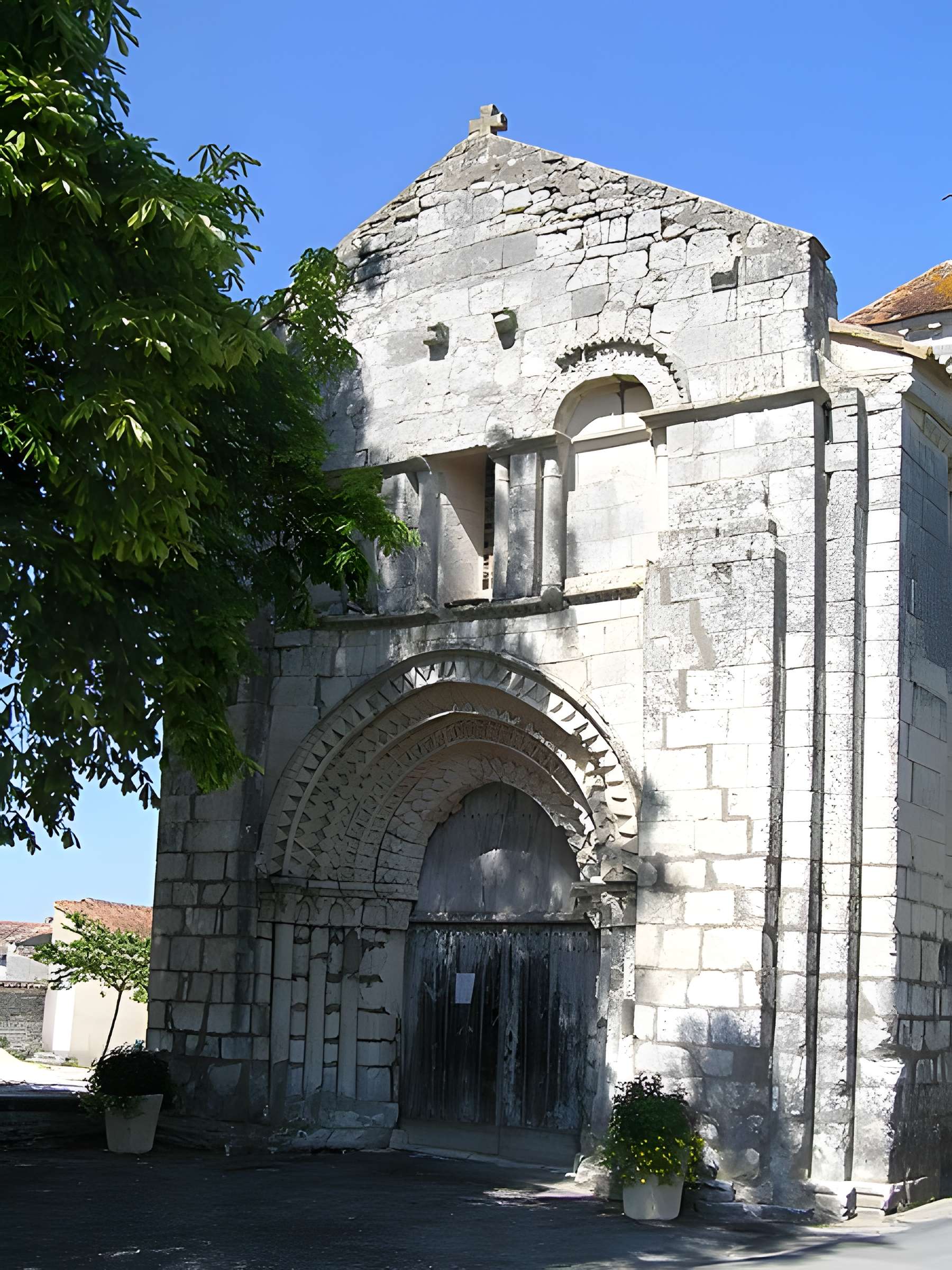 Église Saint-Hippolyte de Plaizac