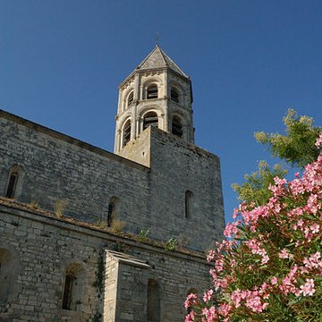 Église Saint-Michel de La Garde-Adhémar