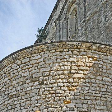 Église Saint-Michel de La Garde-Adhémar