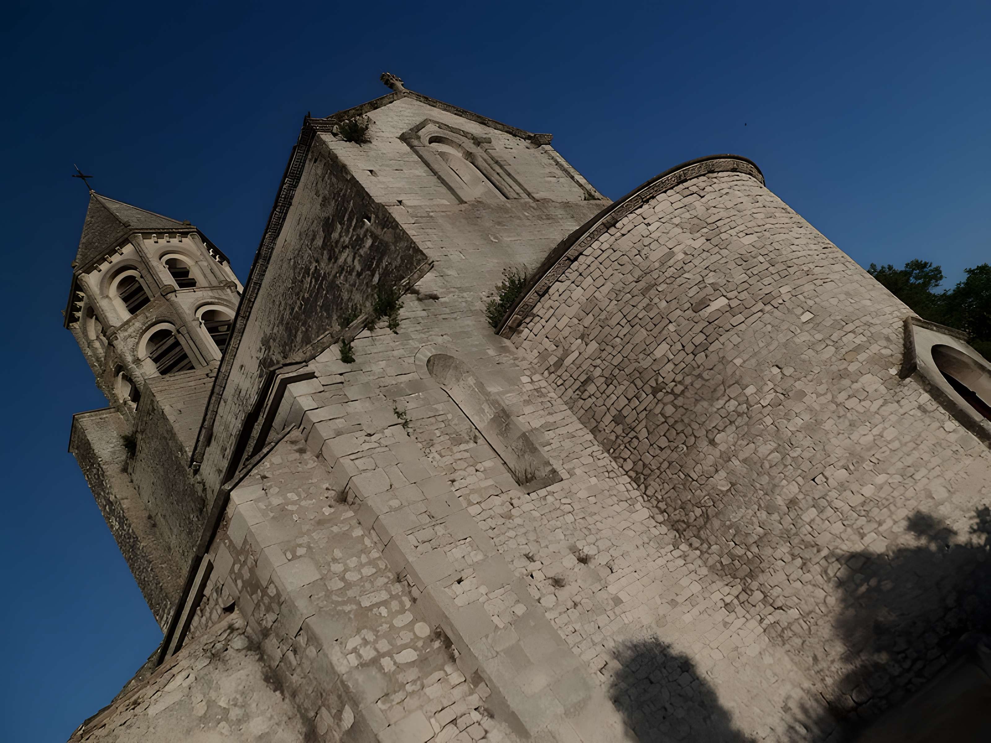 Église Saint-Michel de La Garde-Adhémar
