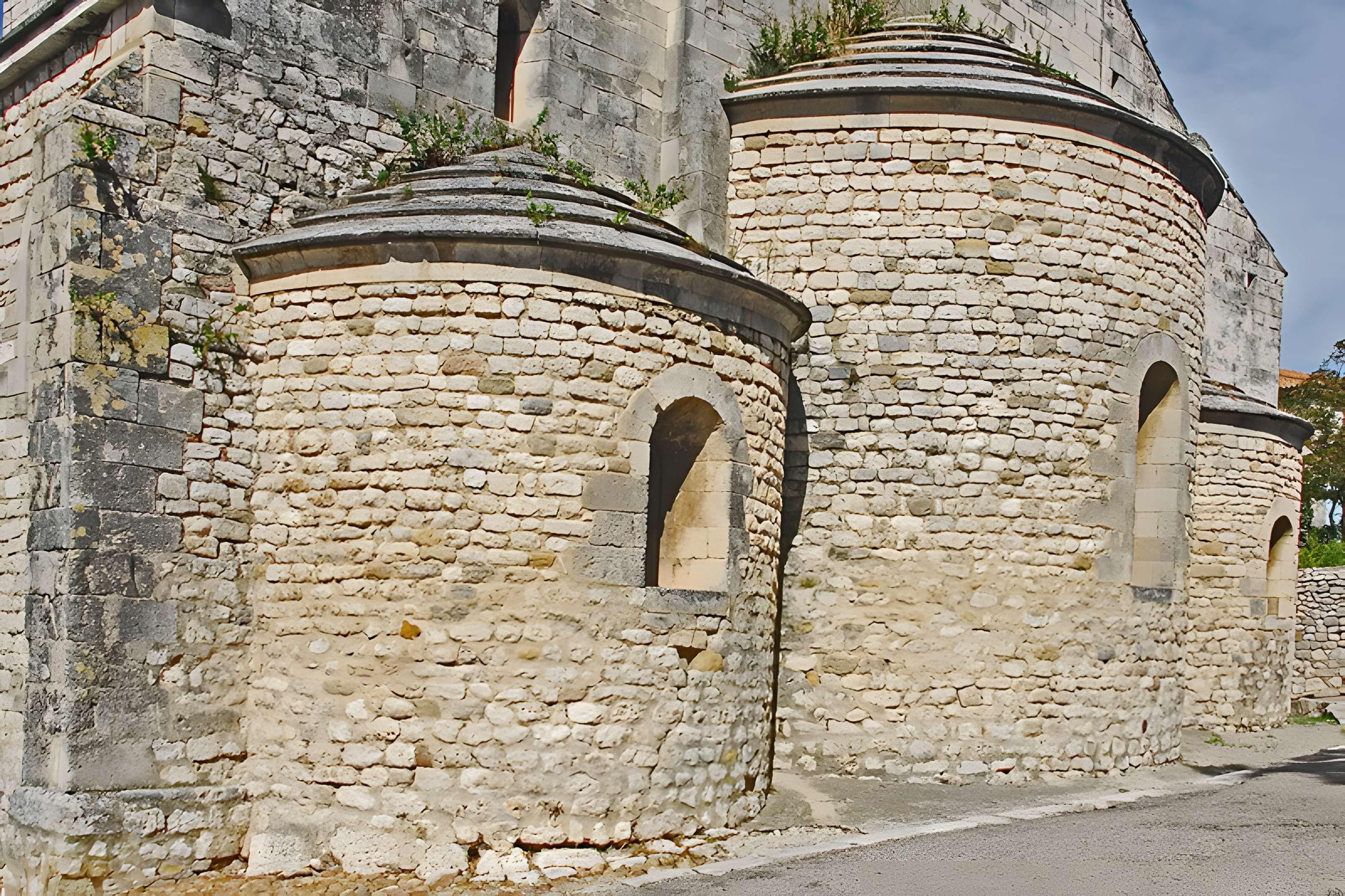 Église Saint-Michel de La Garde-Adhémar