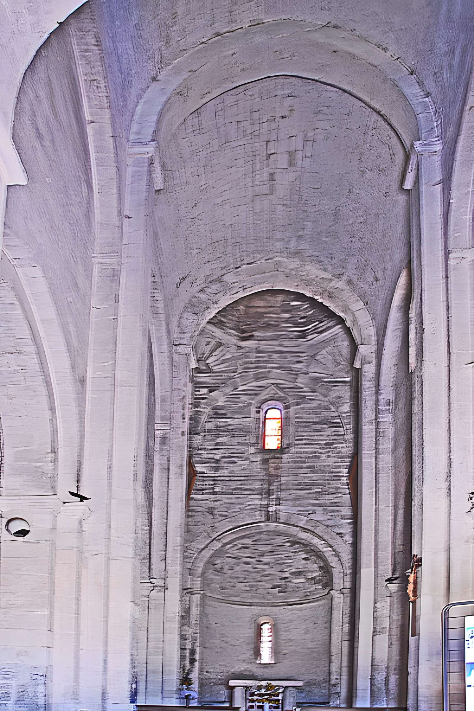 Église Saint-Michel de La Garde-Adhémar