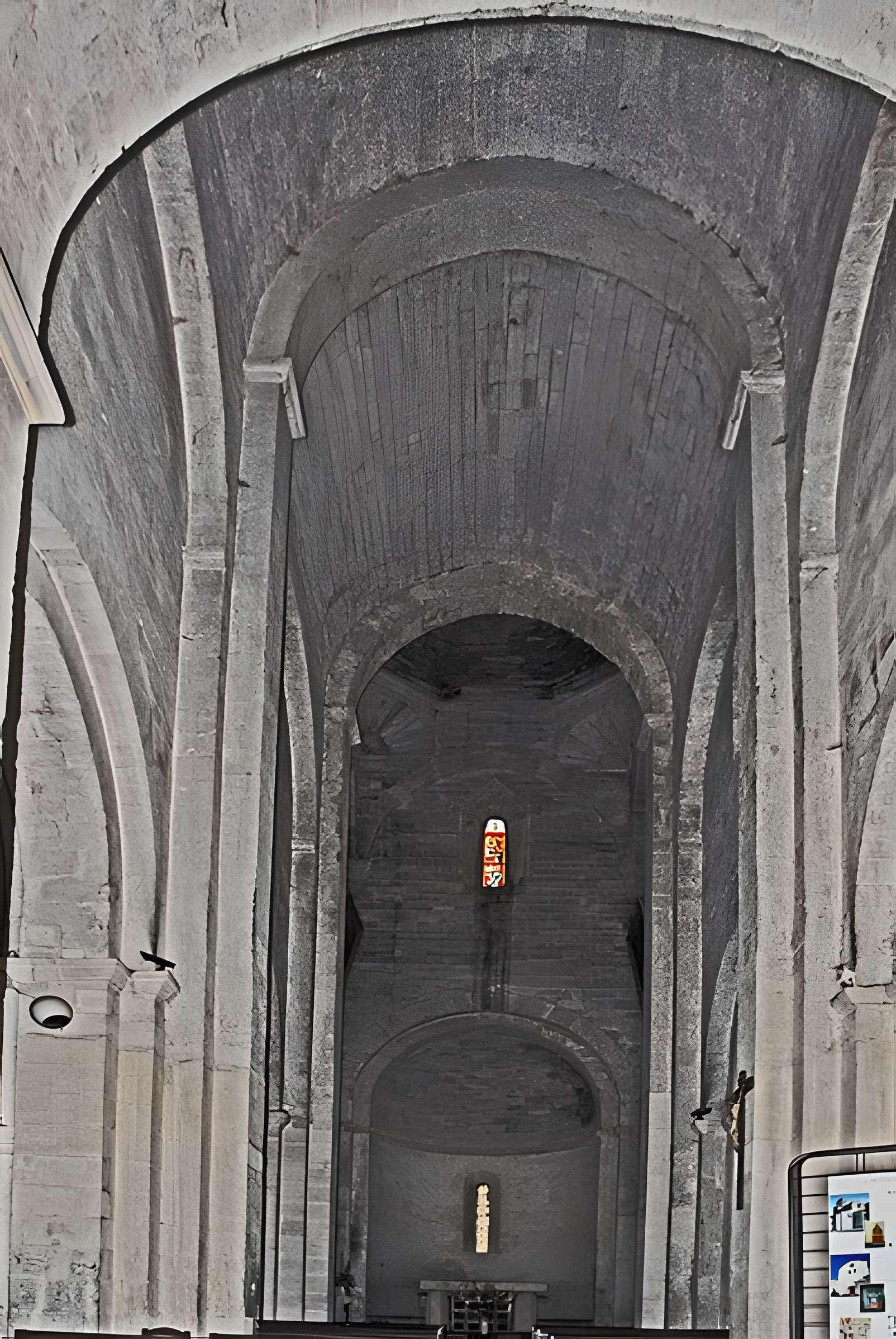 Église Saint-Michel de La Garde-Adhémar