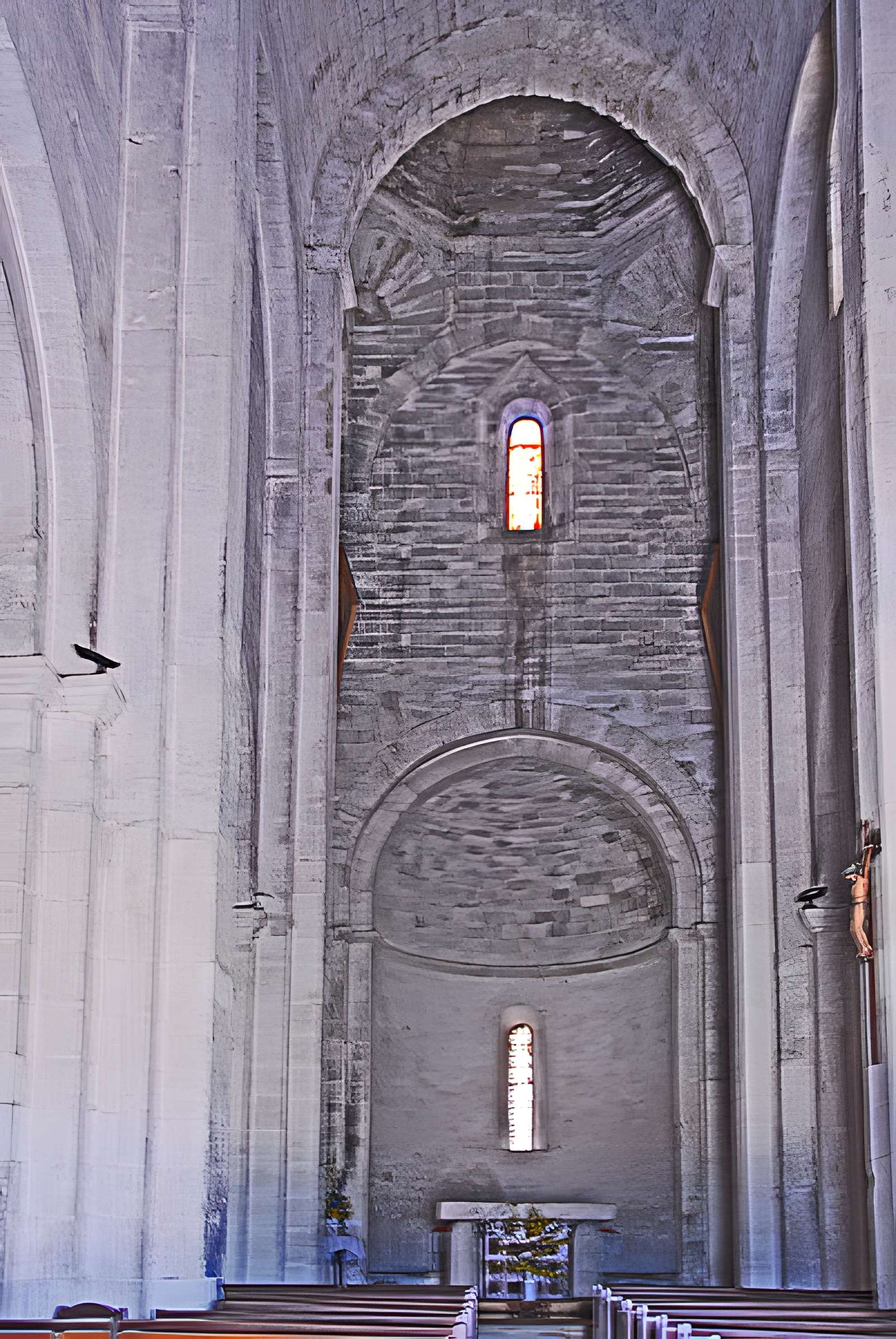 Église Saint-Michel de La Garde-Adhémar