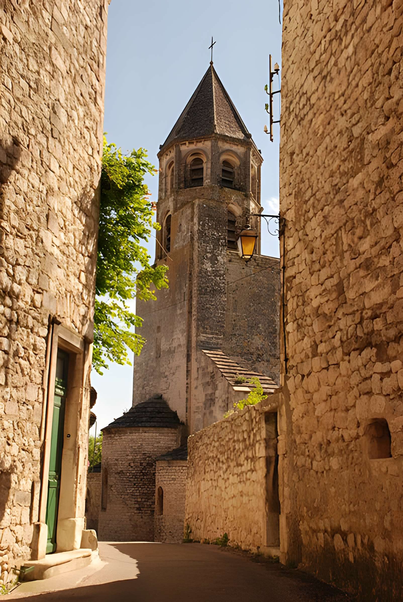 Église Saint-Michel de La Garde-Adhémar