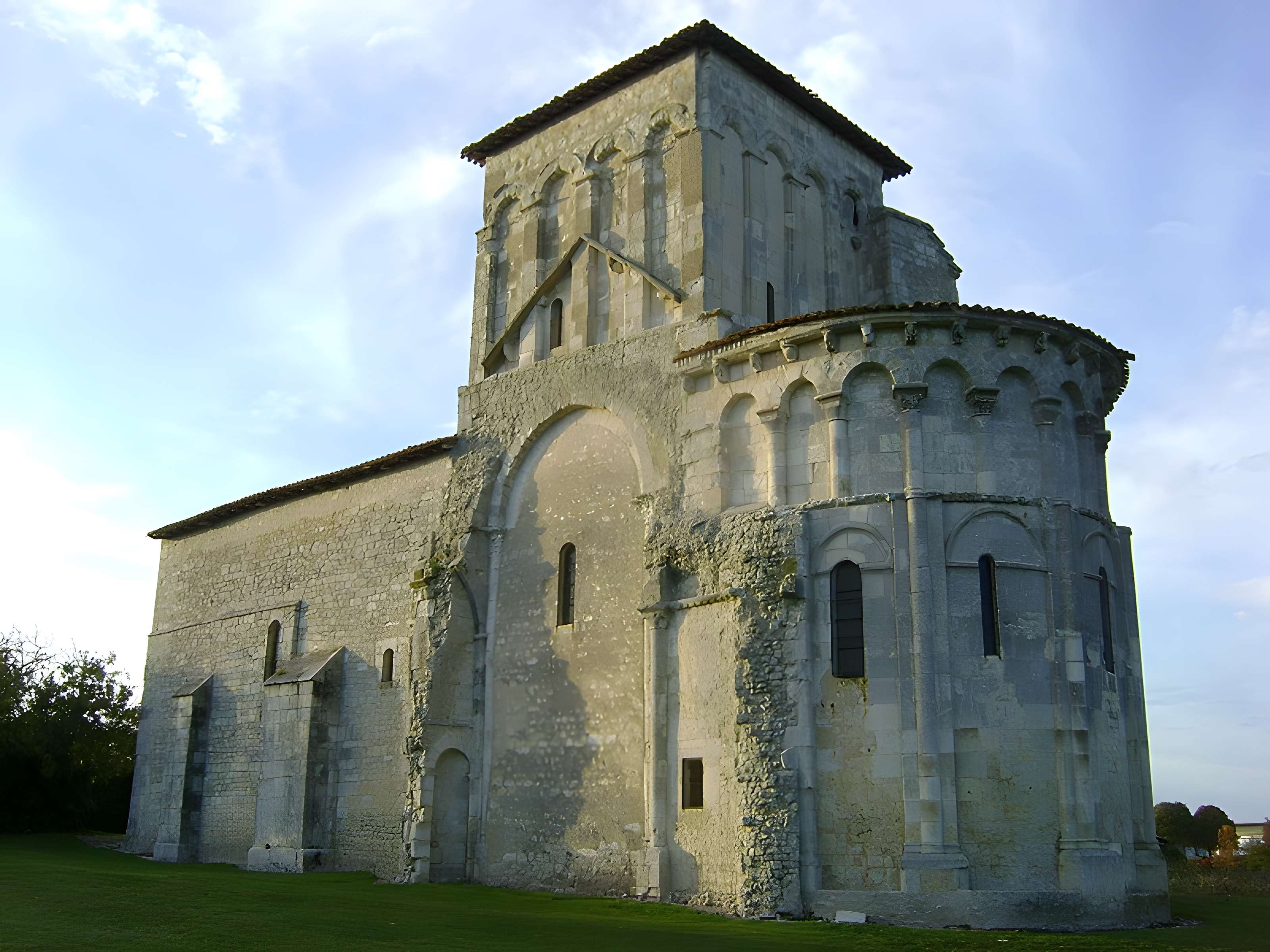 Église Saint-Jacques de Conzac