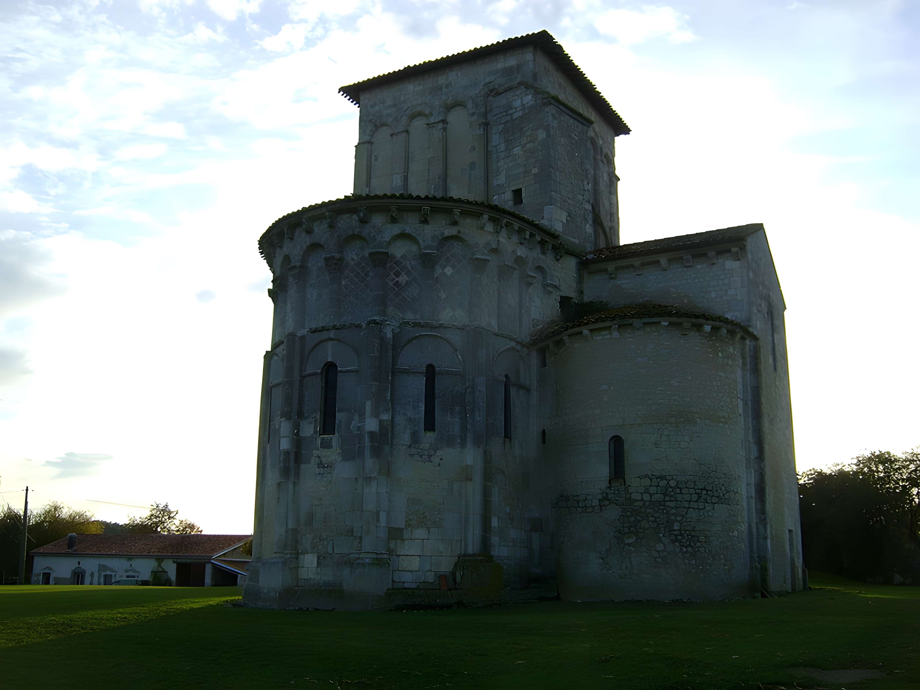 Église Saint-Jacques de Conzac