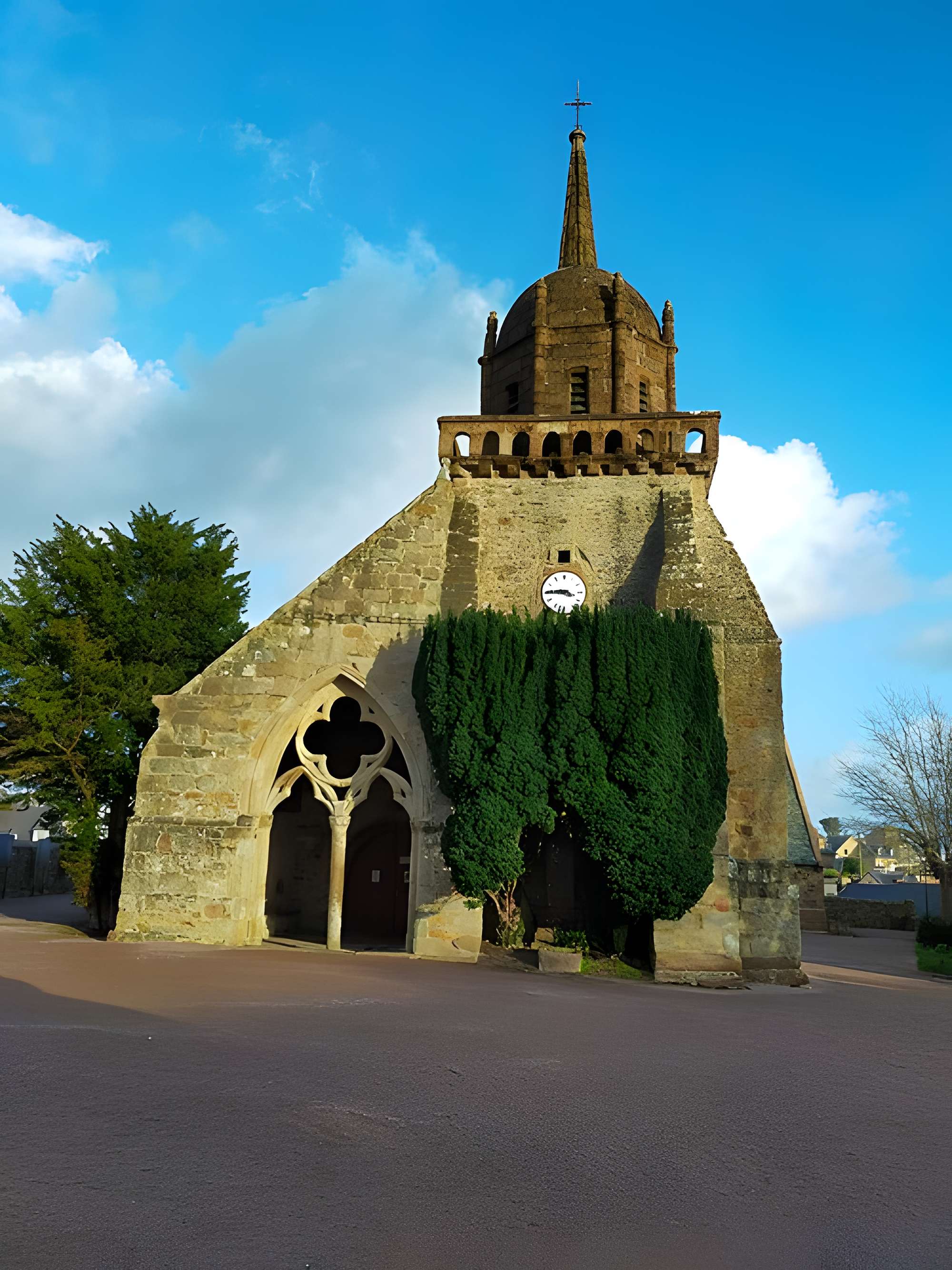 Église Saint-Jacques de Perros-Guirec