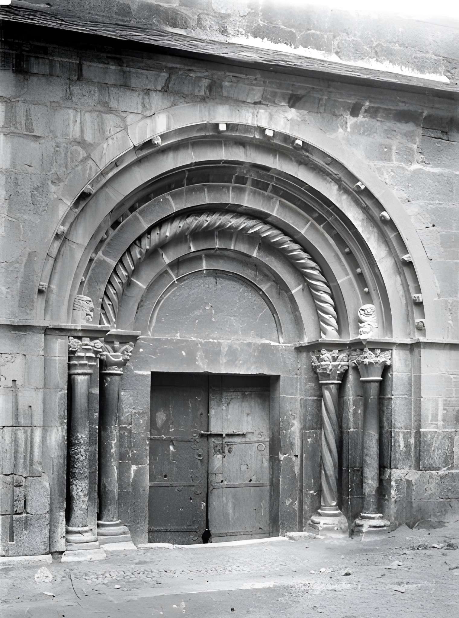 Église Saint-Jacques de Villefranche-de-Conflent