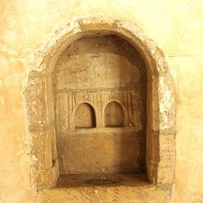 Photo de Église Saint-Jacques du Chesne et croix