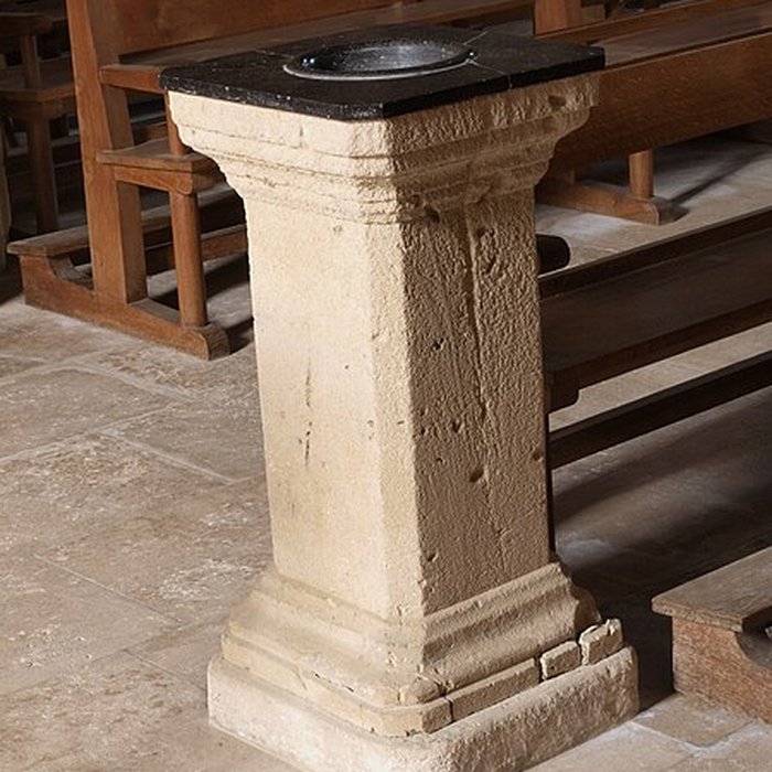 Photo de Église Saint-Jacques du Chesne et croix