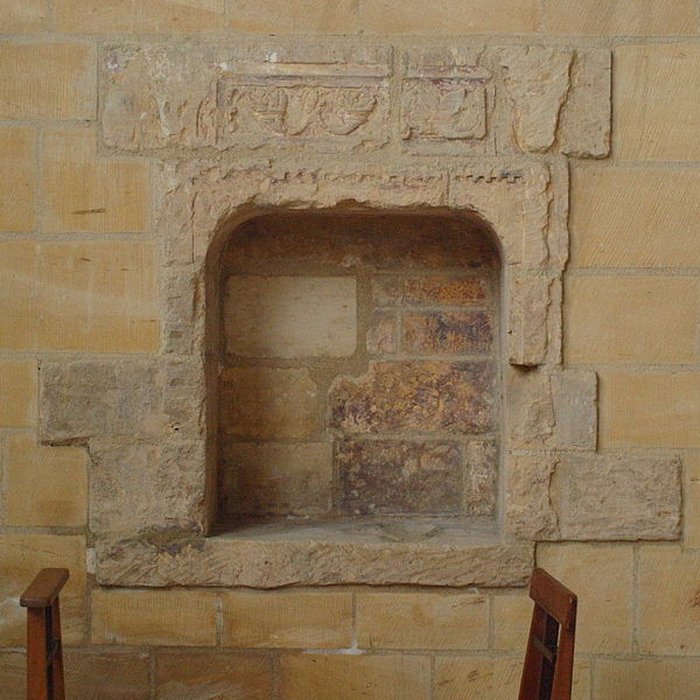Photo de Église Saint-Jacques du Chesne et croix
