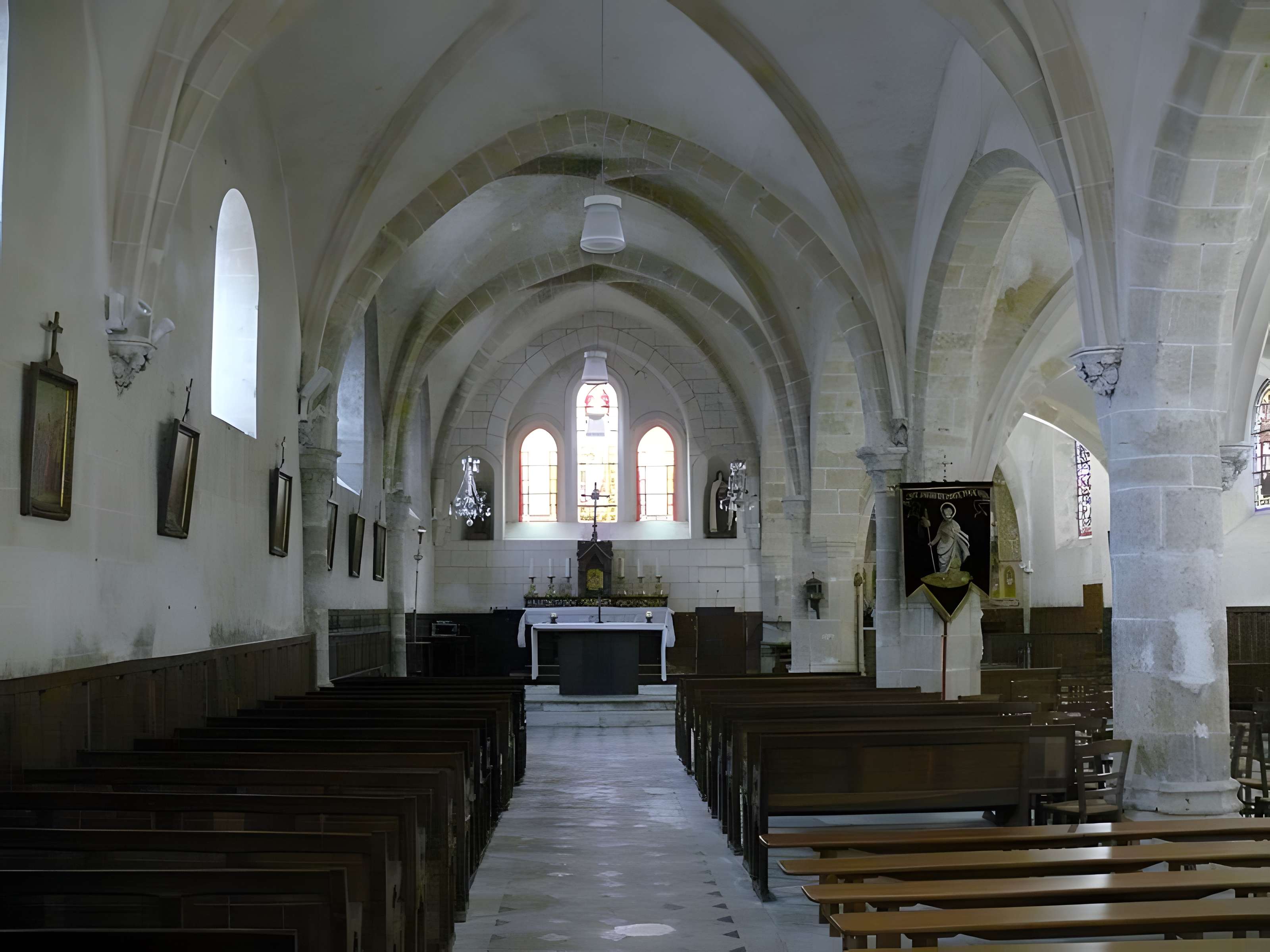 Église Saint-Jacques-le-Majeur de Courcelles
