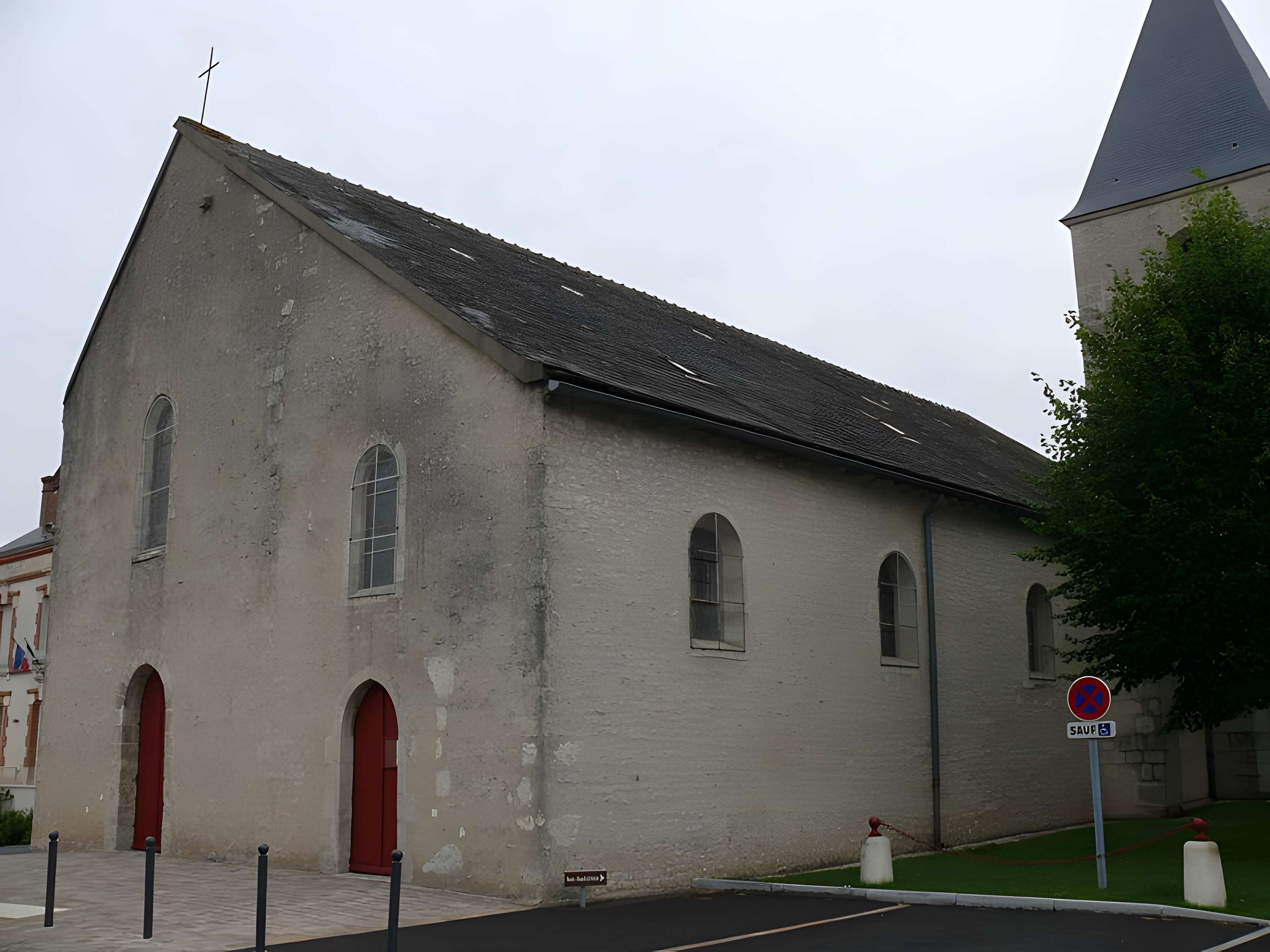 Église Saint-Jacques-le-Majeur de Courcelles