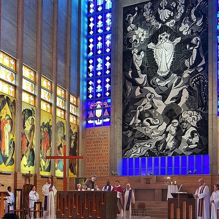 Photo de Église Saint-Jacques-le-Majeur de Montrouge